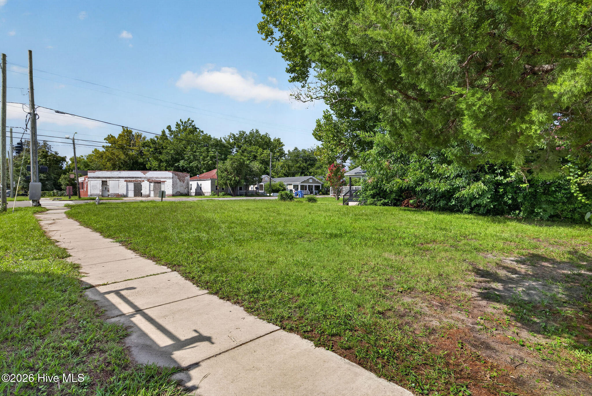 1221 Castle Street Property Photo 2