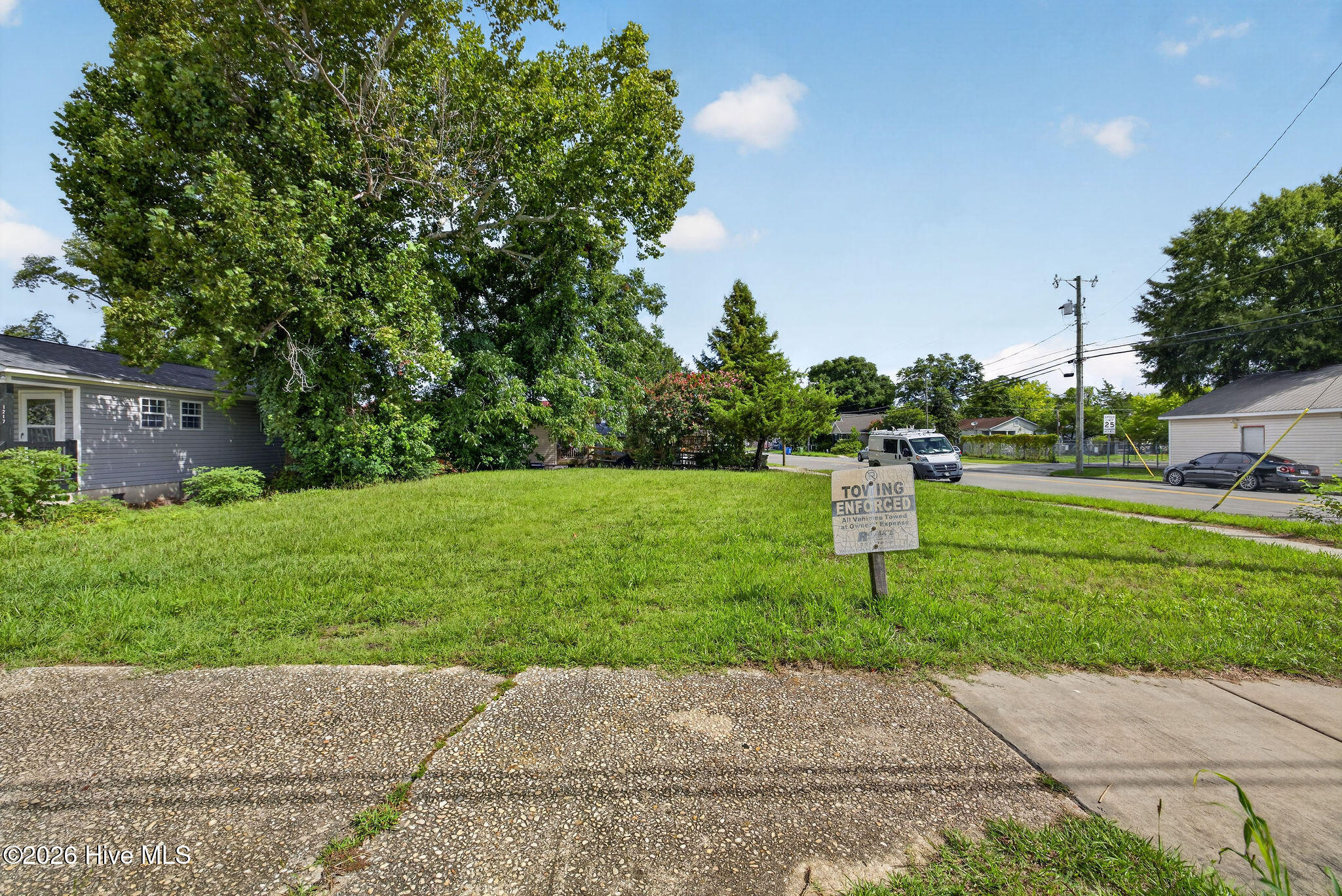 1221 Castle Street Property Photo 4