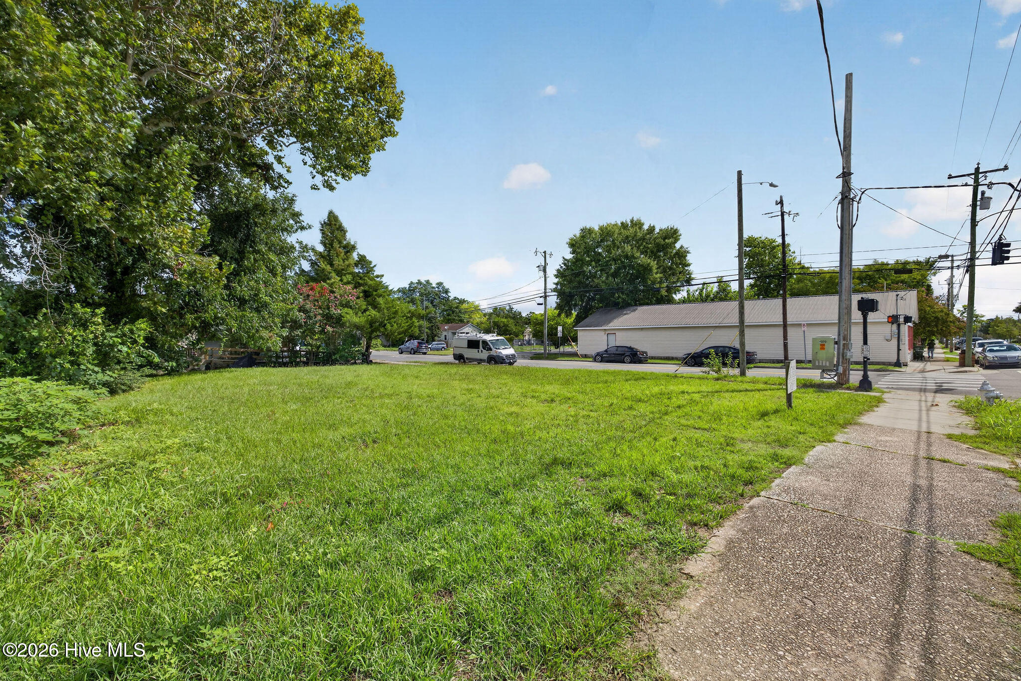 1221 Castle Street Property Photo 5