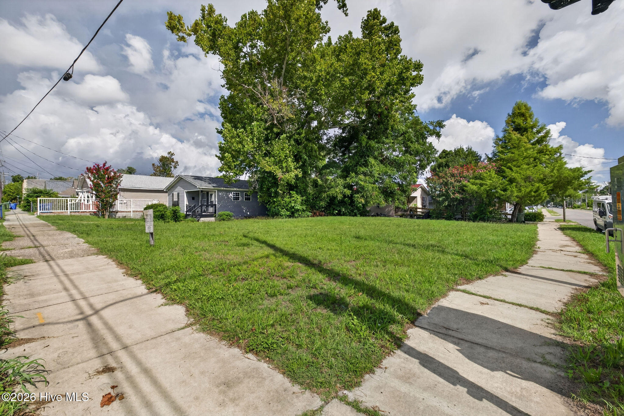1221 Castle Street Property Photo 20