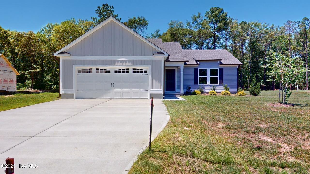 109 Red Maple Place Property Photo 2