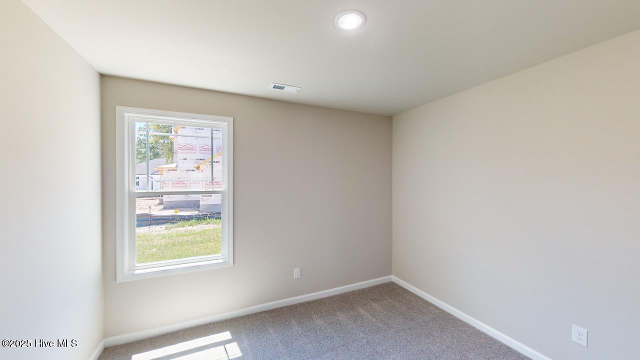 109 Red Maple Place Property Photo 12