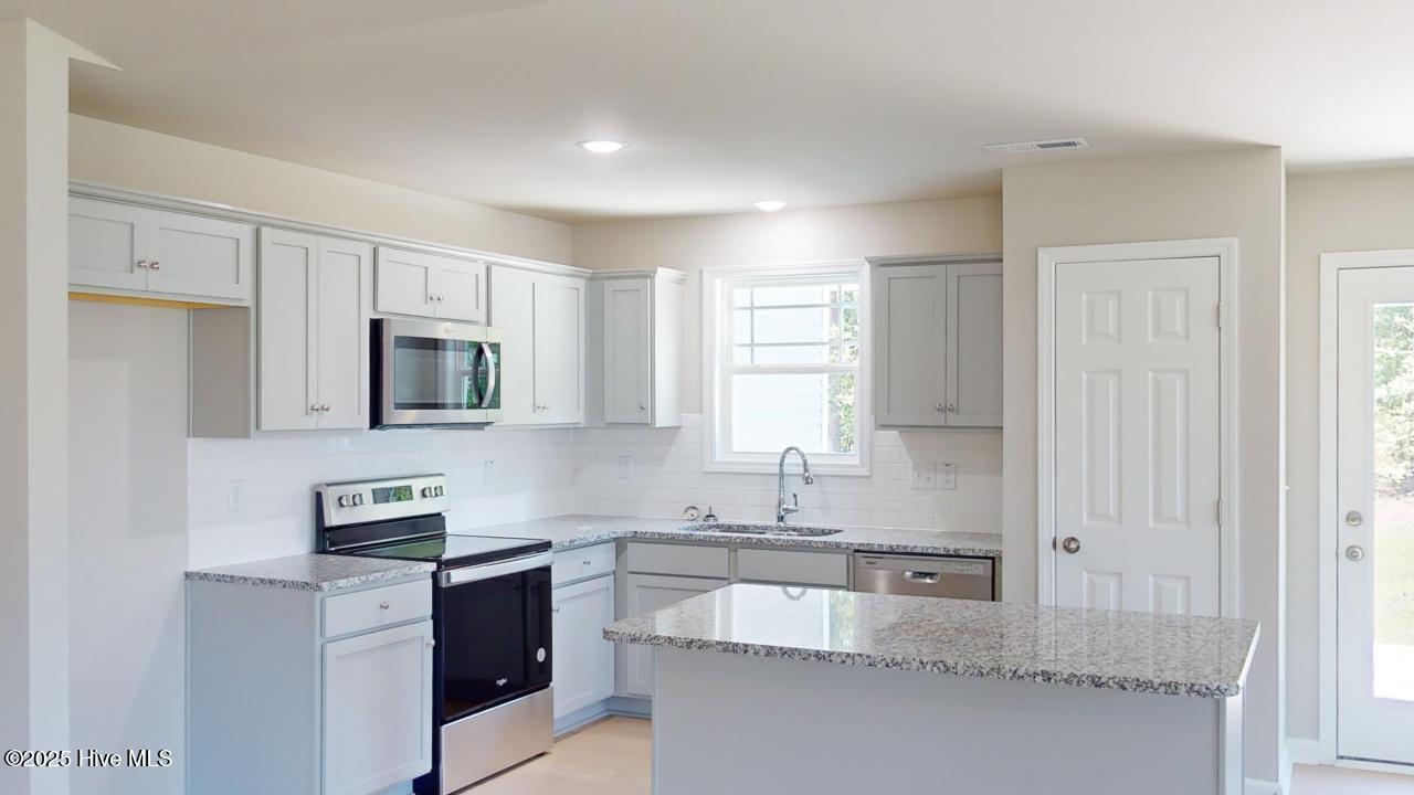 109 Red Maple Place Property Photo 17