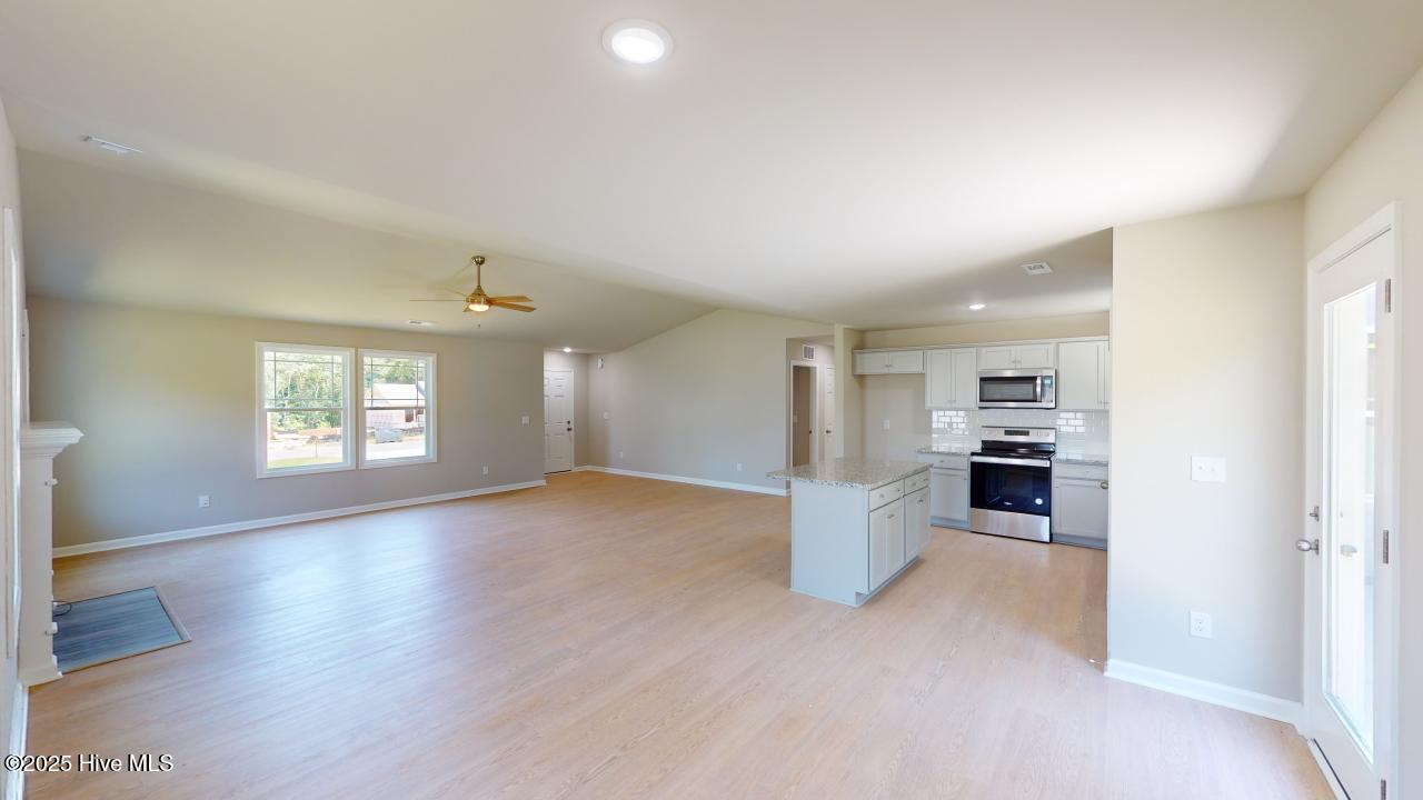 109 Red Maple Place Property Photo 20