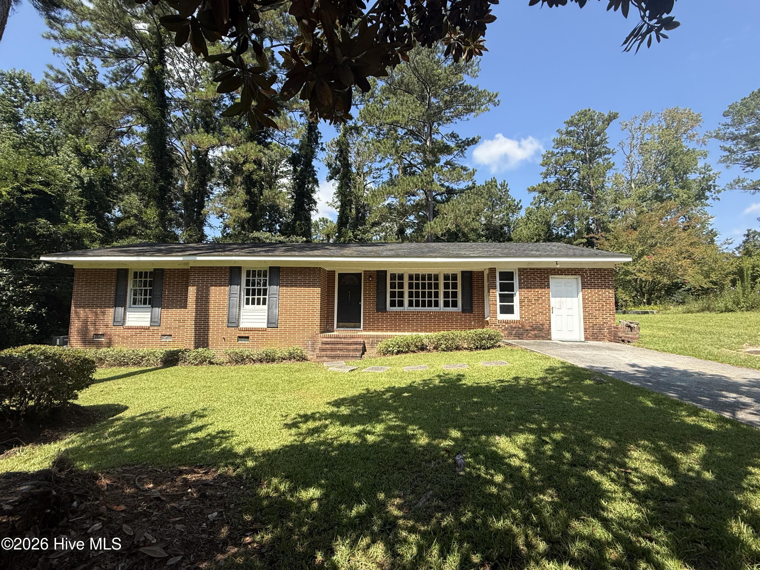 721 Central Road Property Photo 1