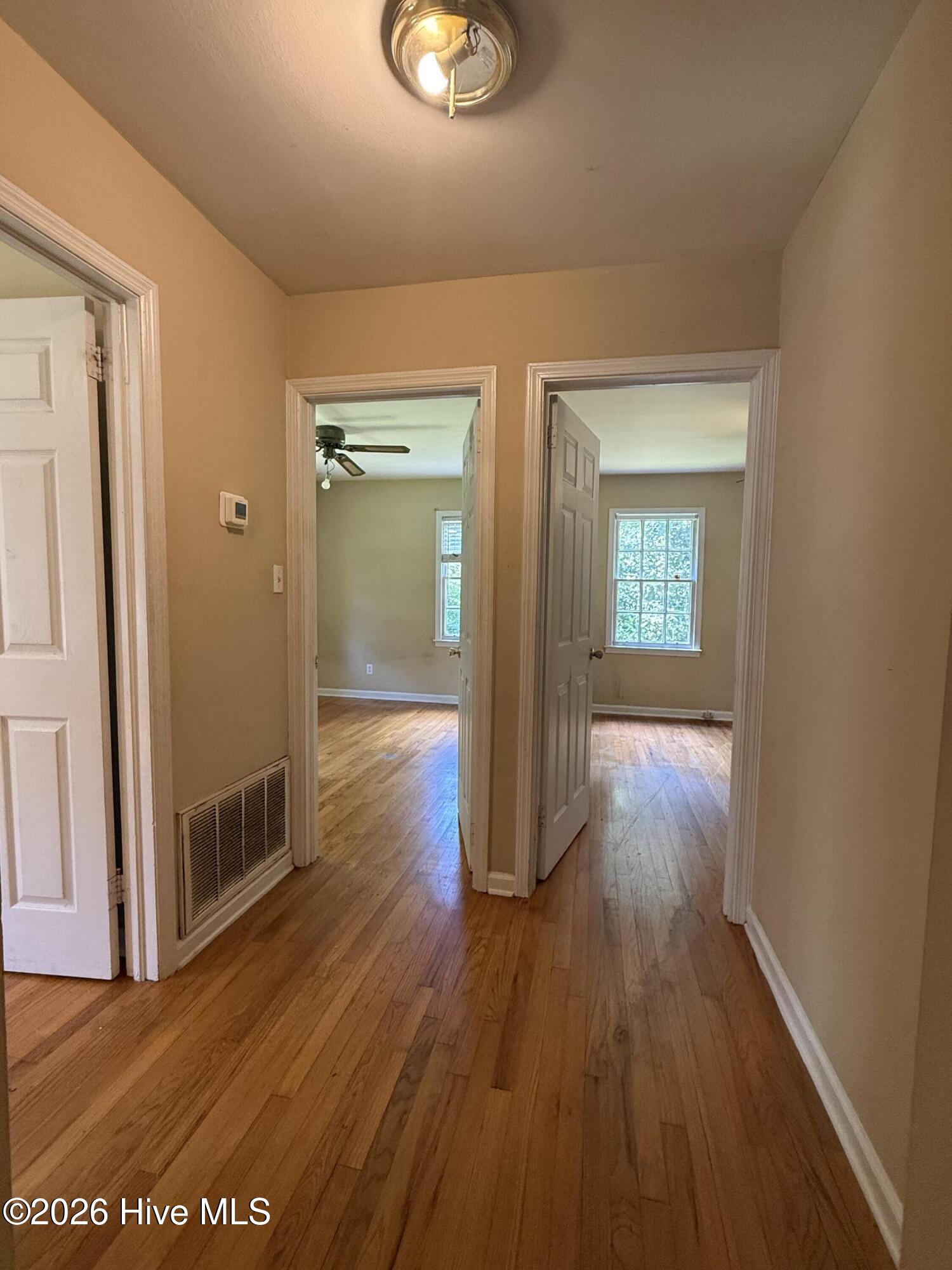 721 Central Road Property Photo 11