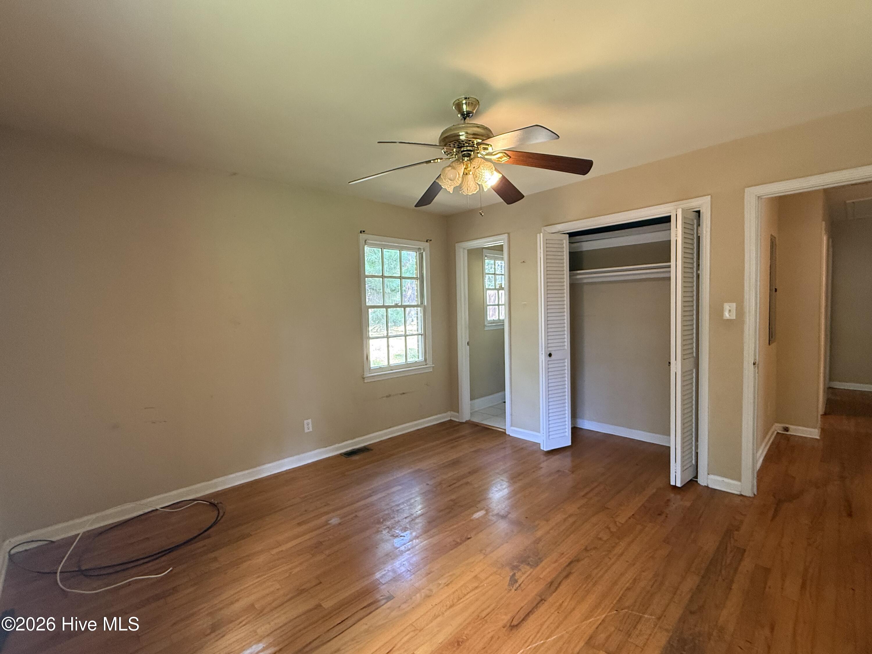 721 Central Road Property Photo 17