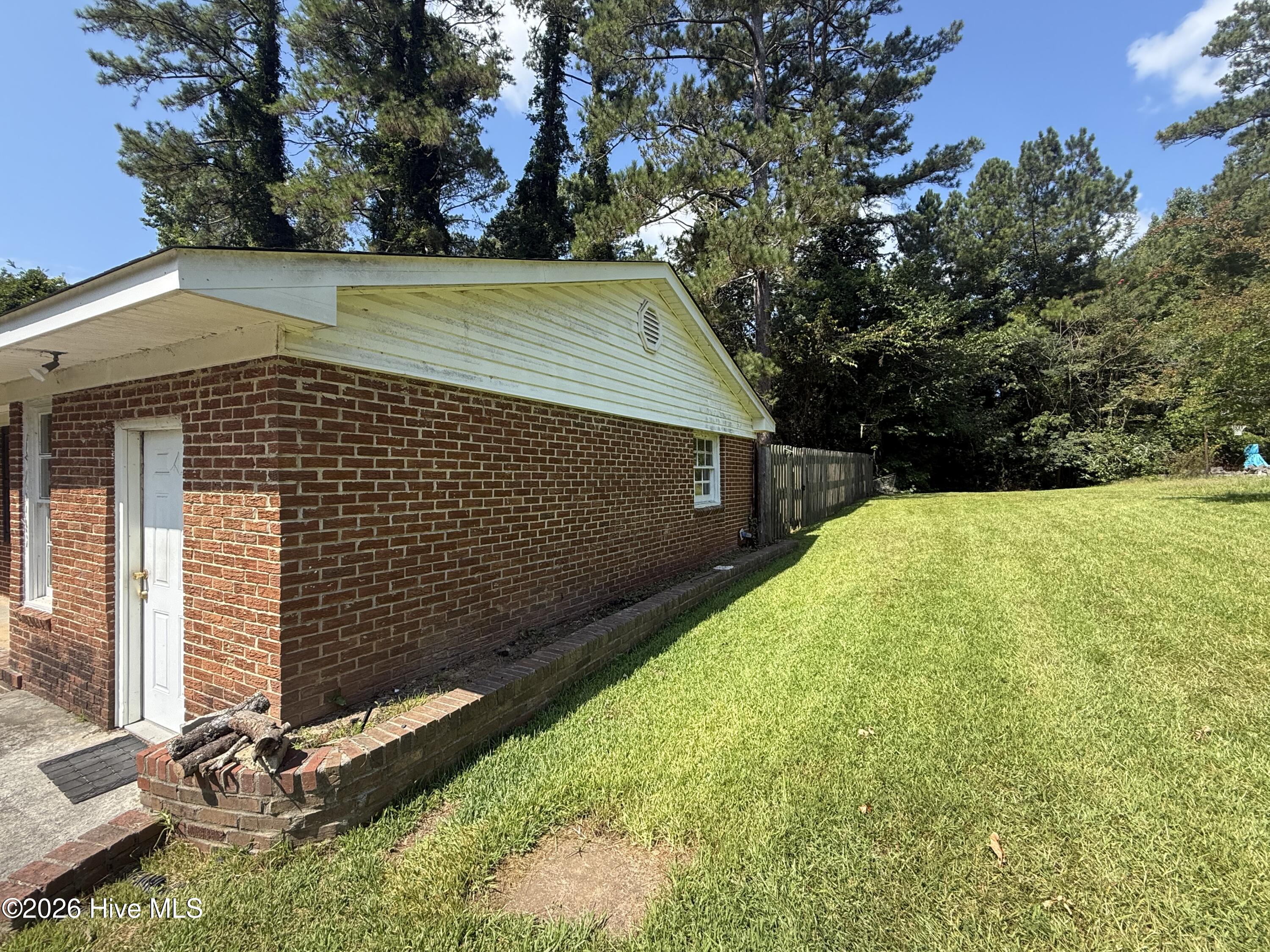 721 Central Road Property Photo 21