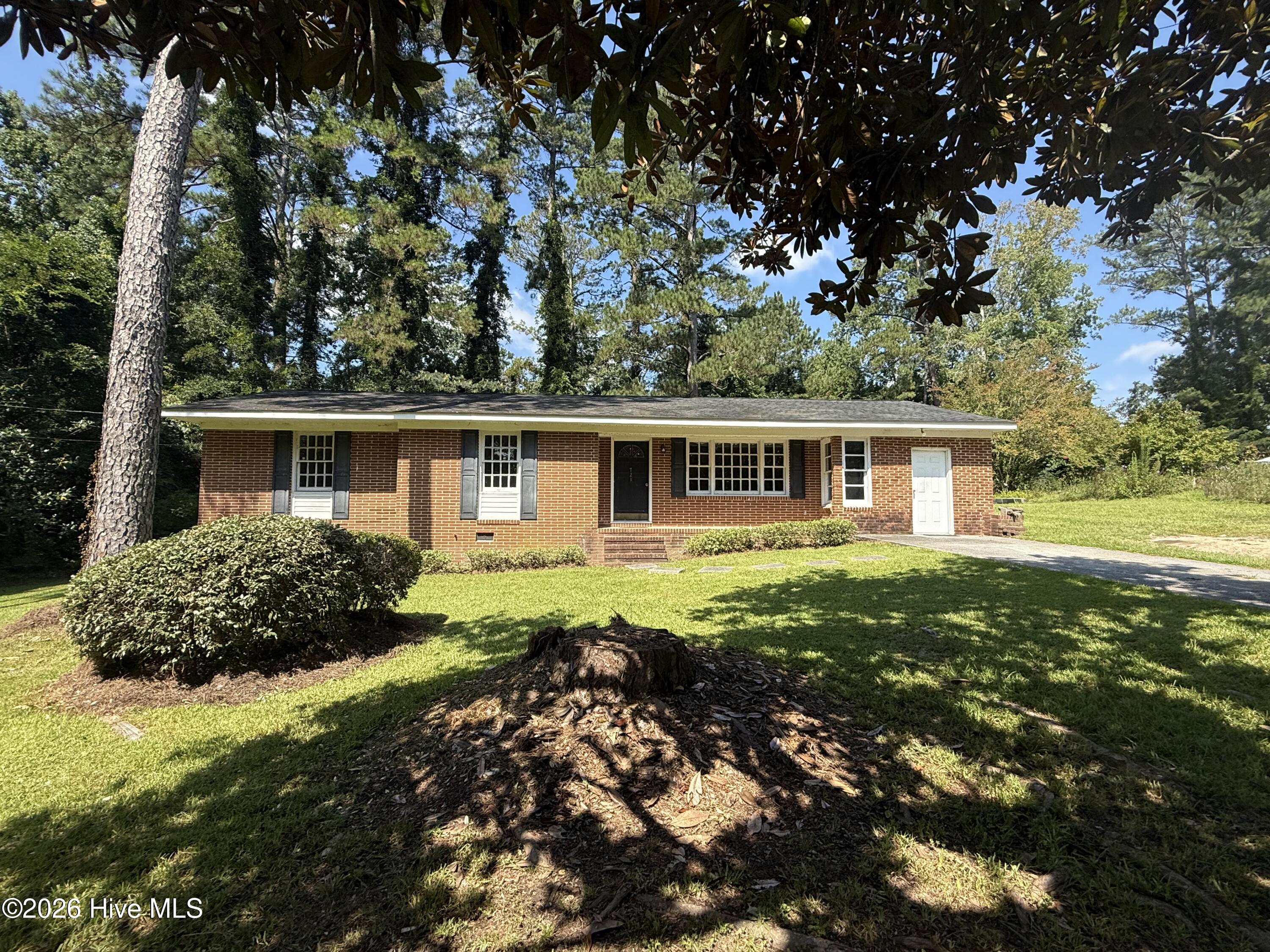 721 Central Road Property Photo 24