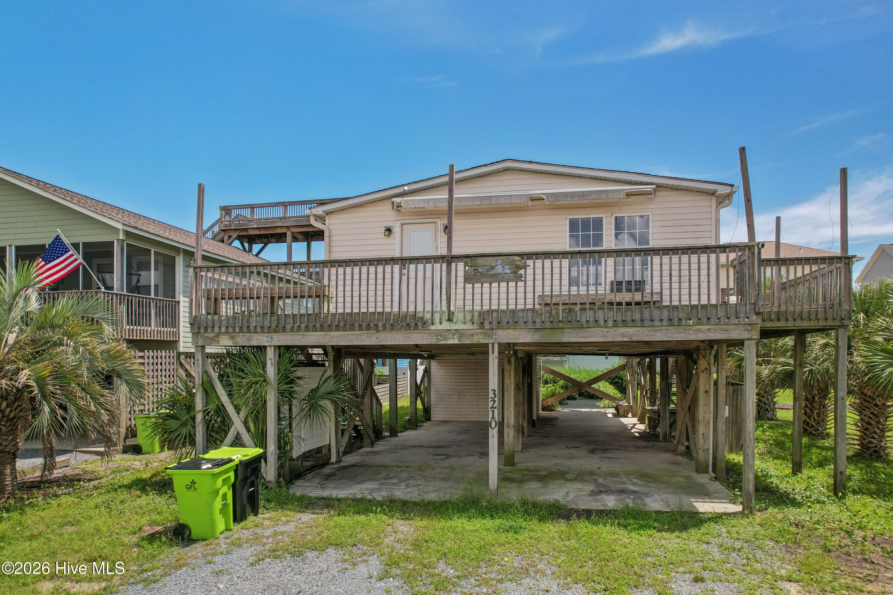 3210 Island Drive Property Photo 4