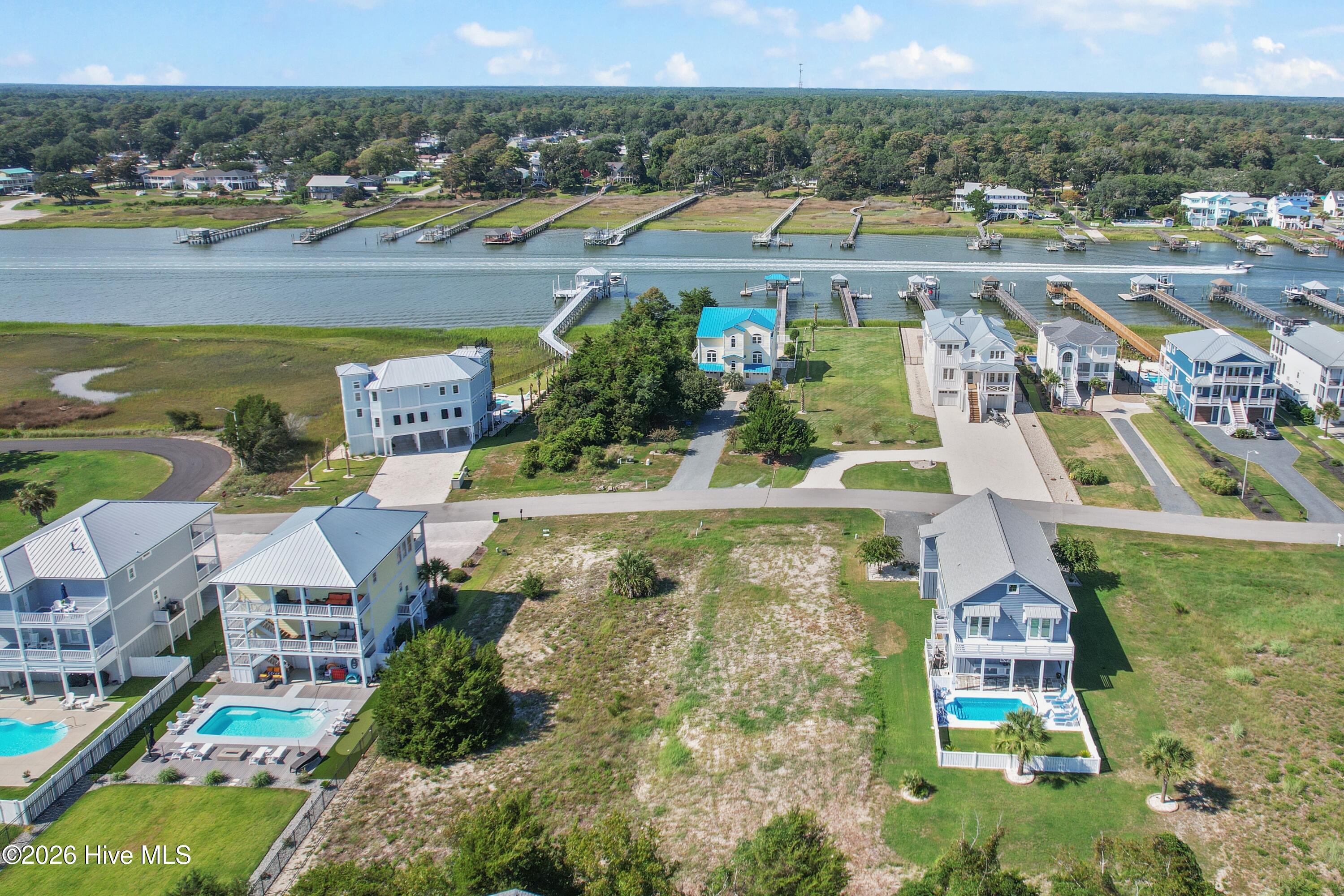 867 Heron Landing Property Photo 13