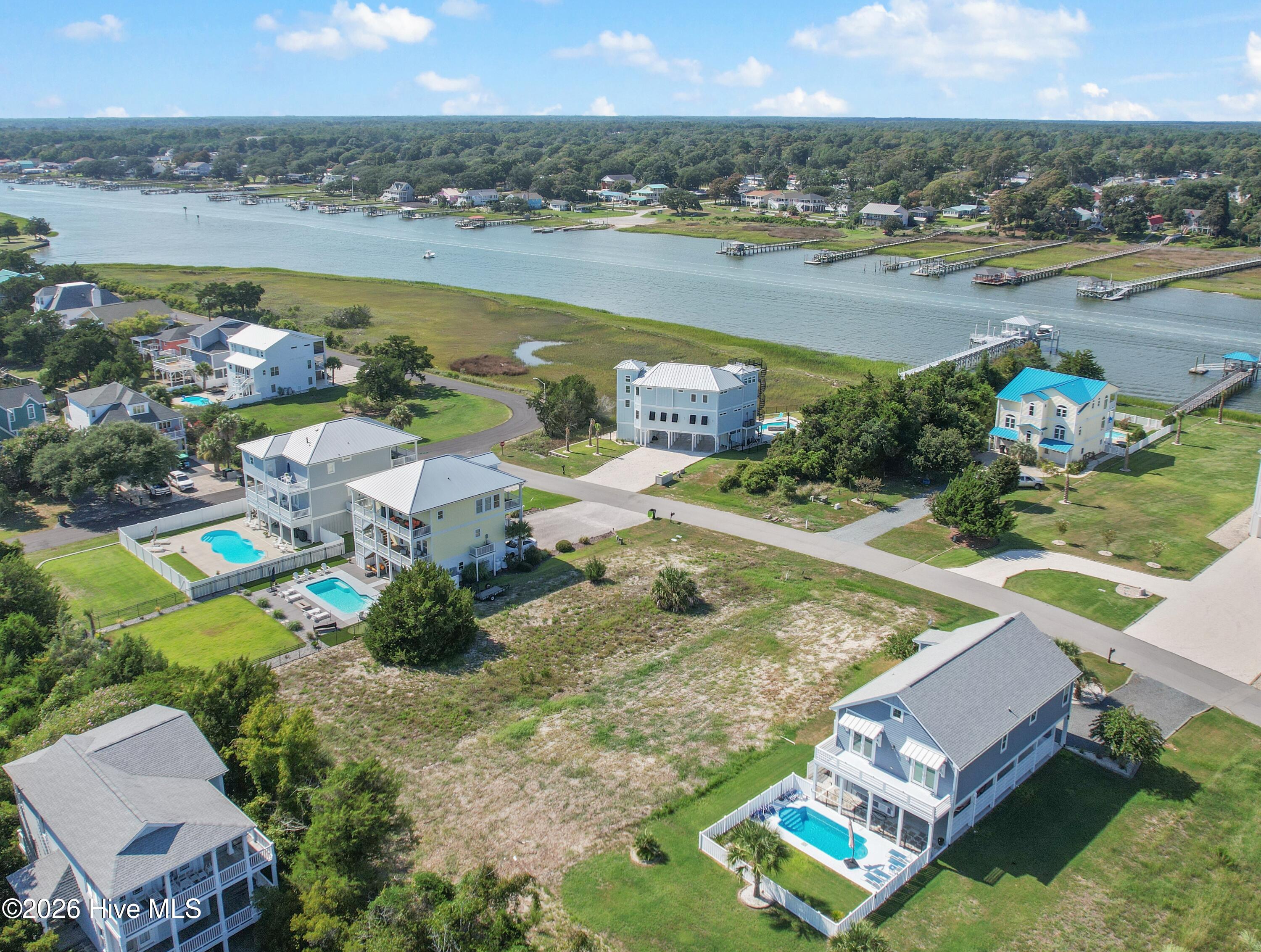 867 Heron Landing Property Photo 14