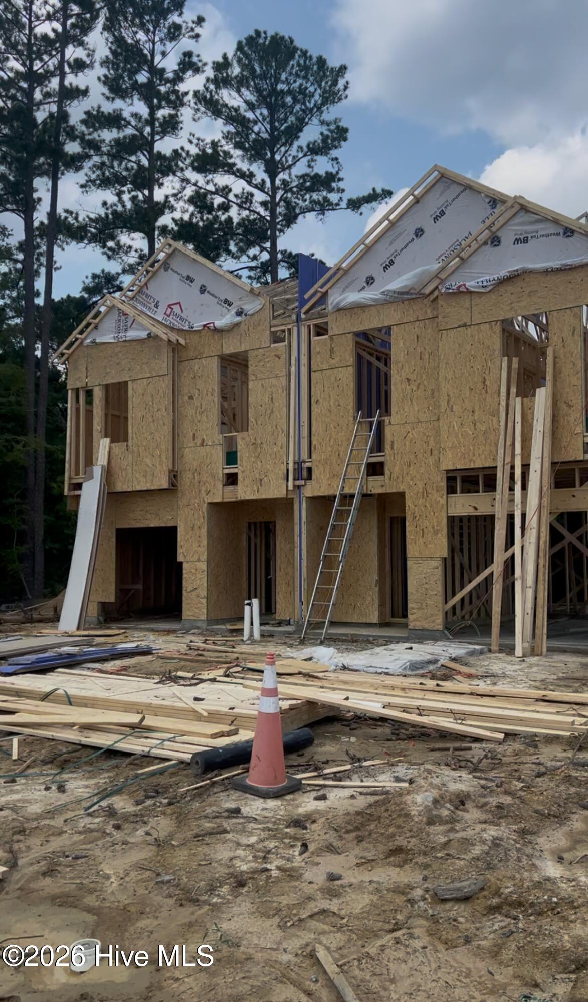 105 Chestnut Hill Drive Property Photo 1