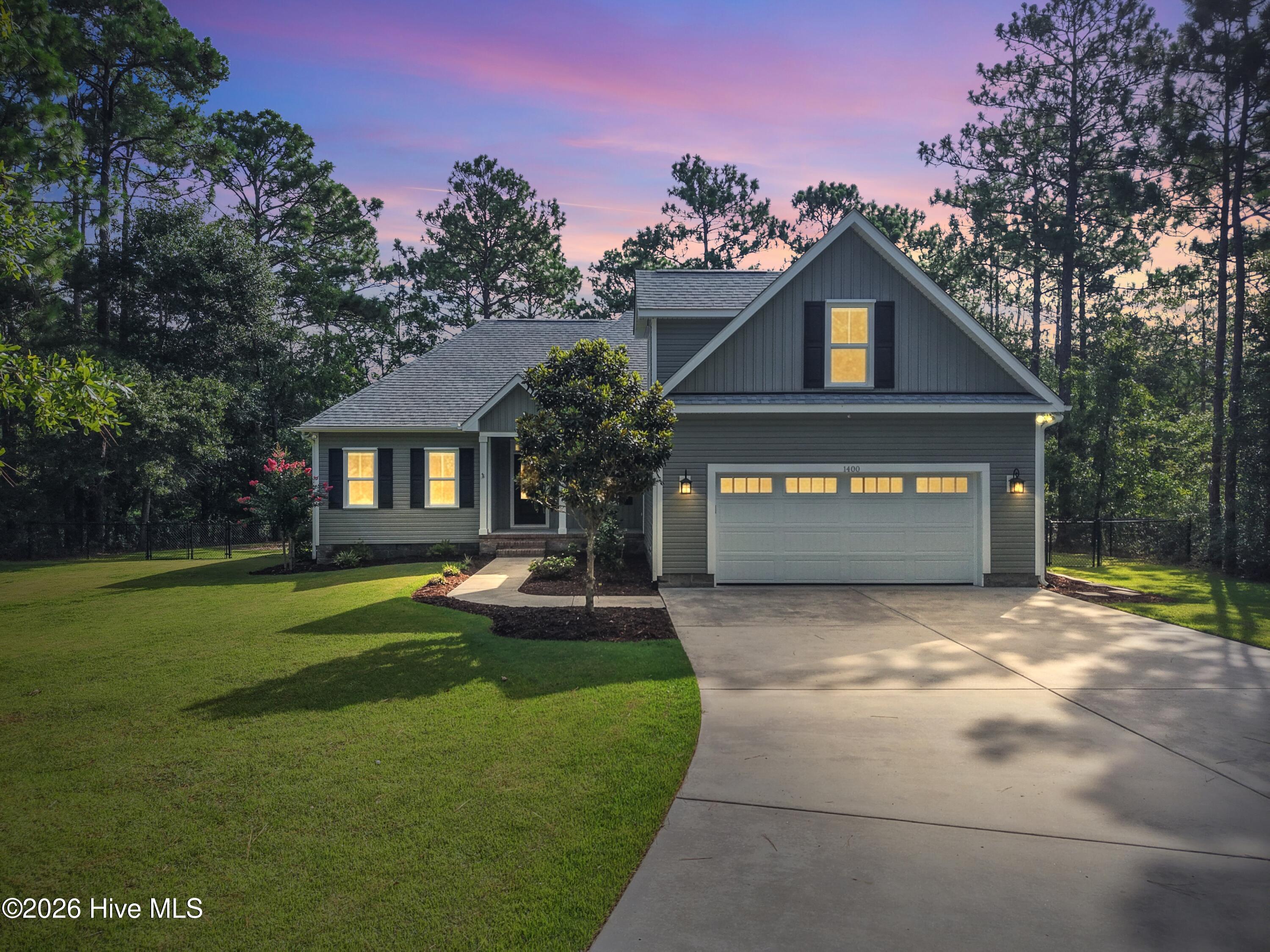 1400 Cottage Lane Property Photo 3
