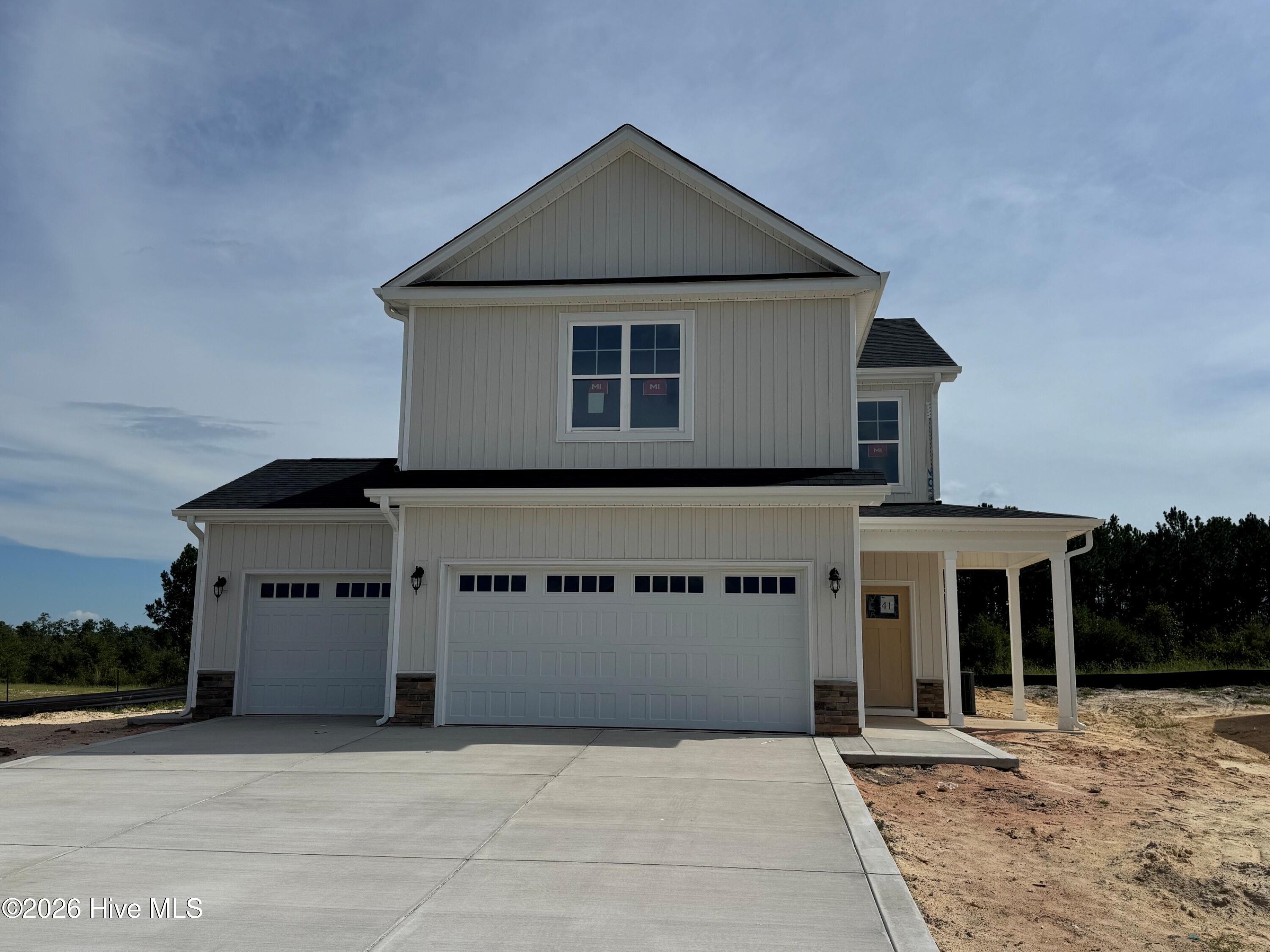 189 Ashley Heights Drive Property Photo 1