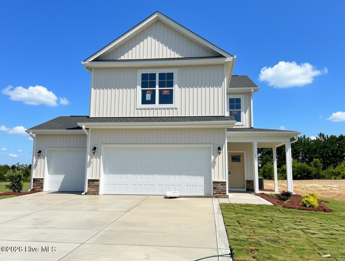 189 Ashley Heights Drive Property Photo 1