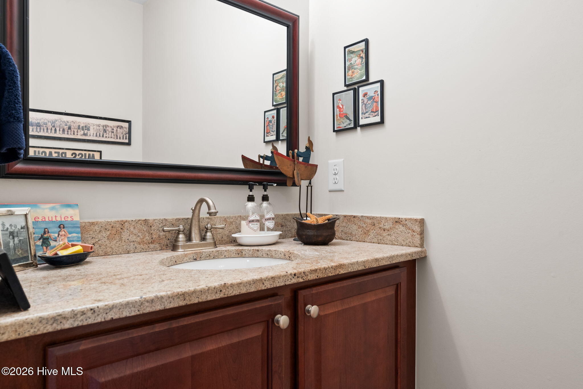 1156 Sabel Loop Se Property Photo 22