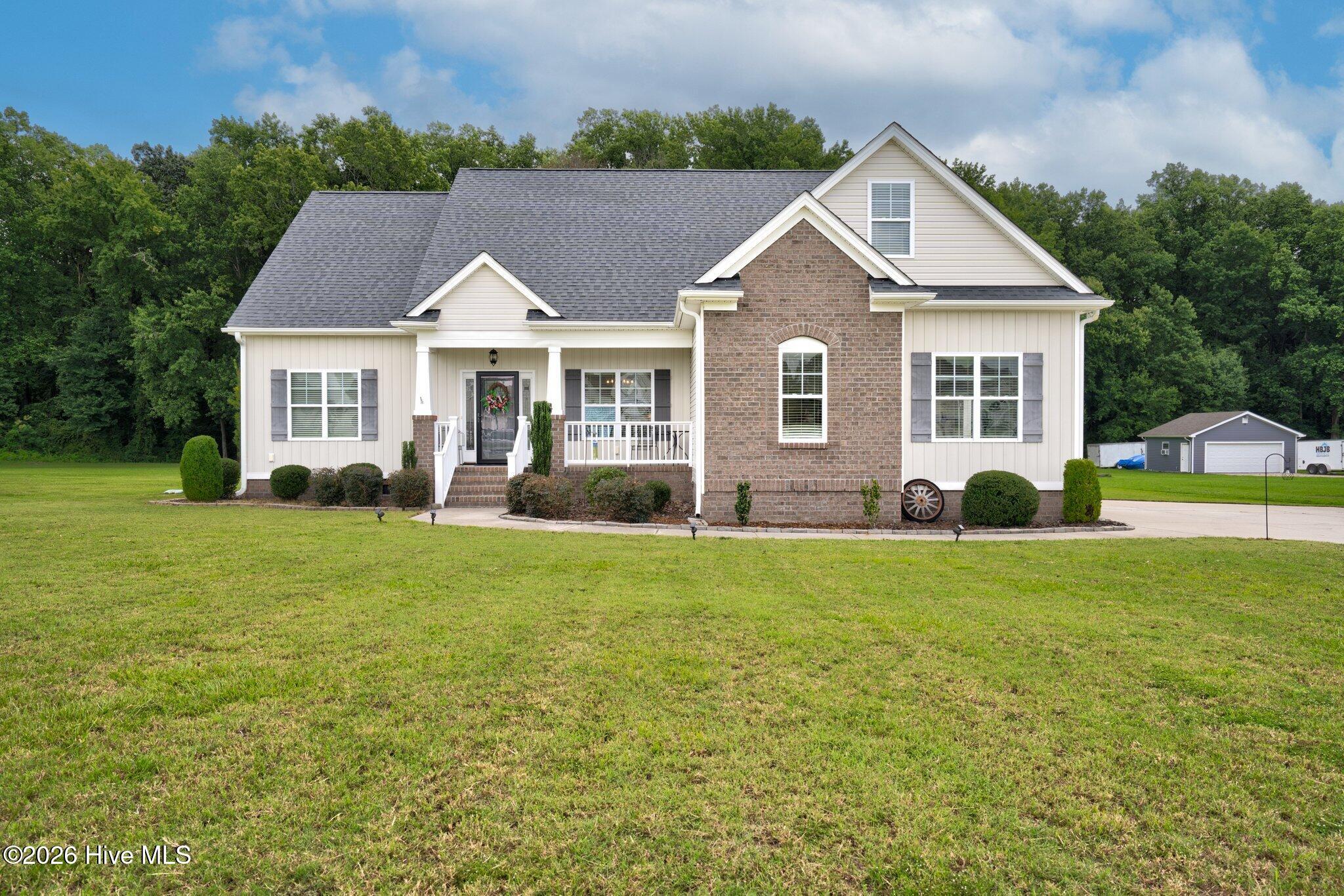 3883 Loop Road Property Photo 2