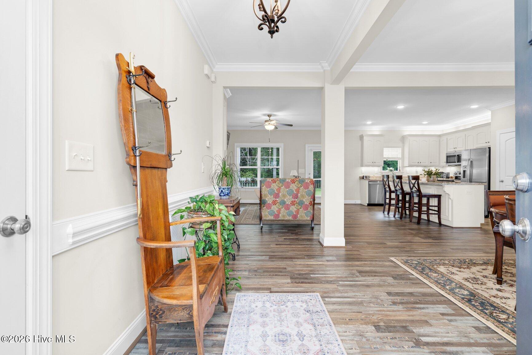 3883 Loop Road Property Photo 5