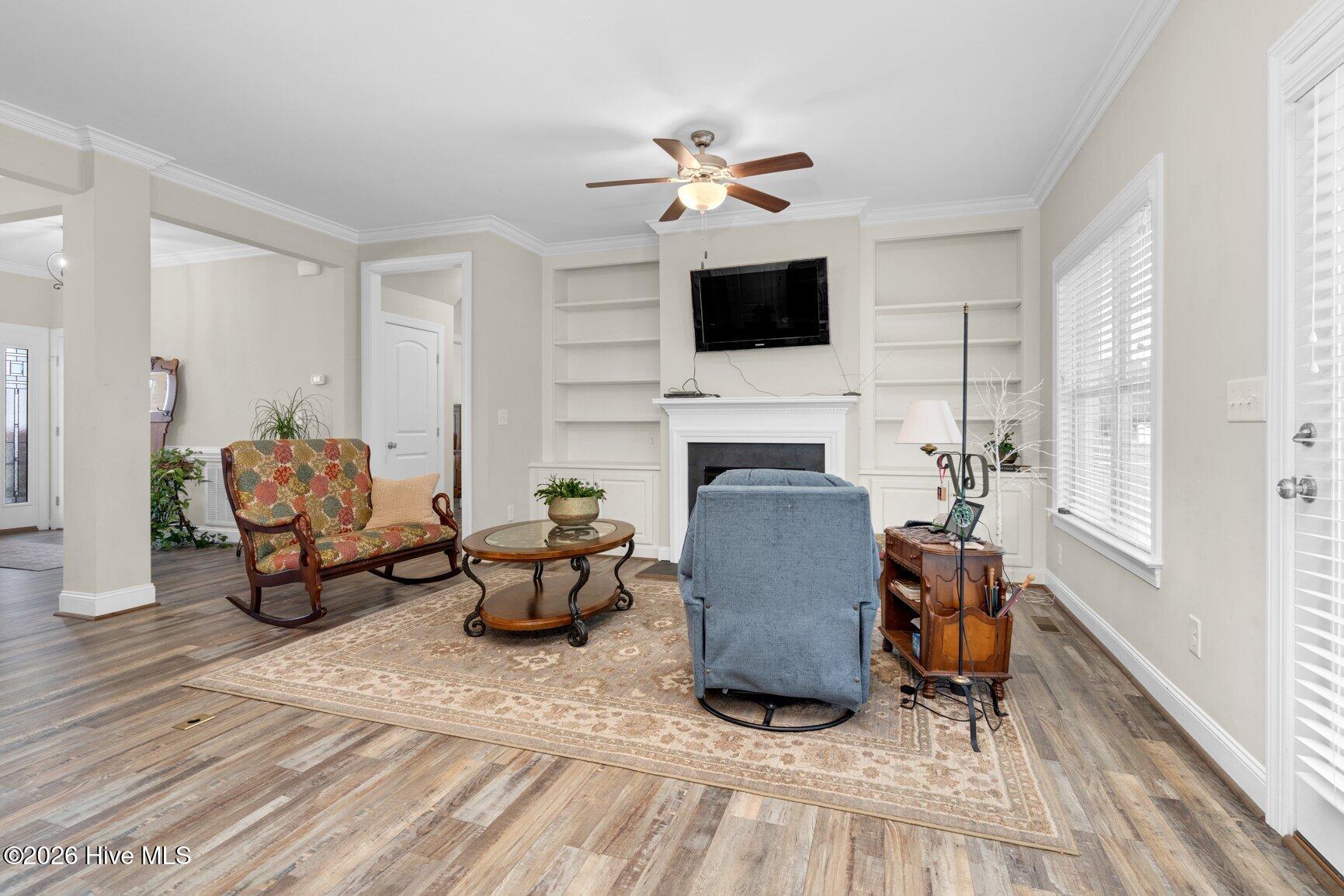 3883 Loop Road Property Photo 9