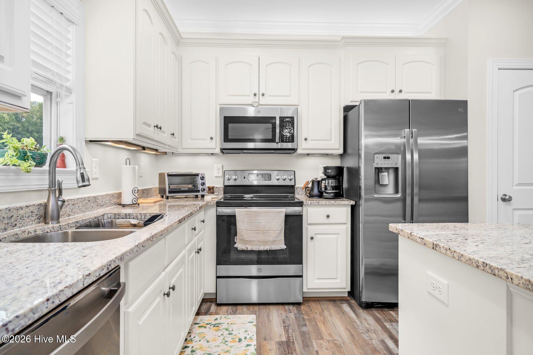 3883 Loop Road Property Photo 14