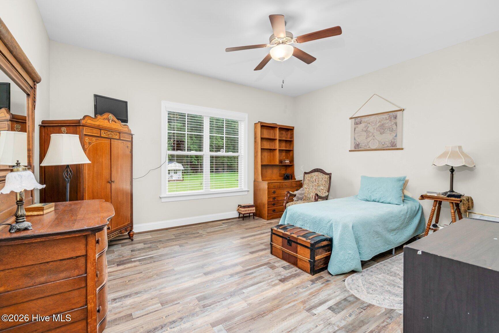 3883 Loop Road Property Photo 17