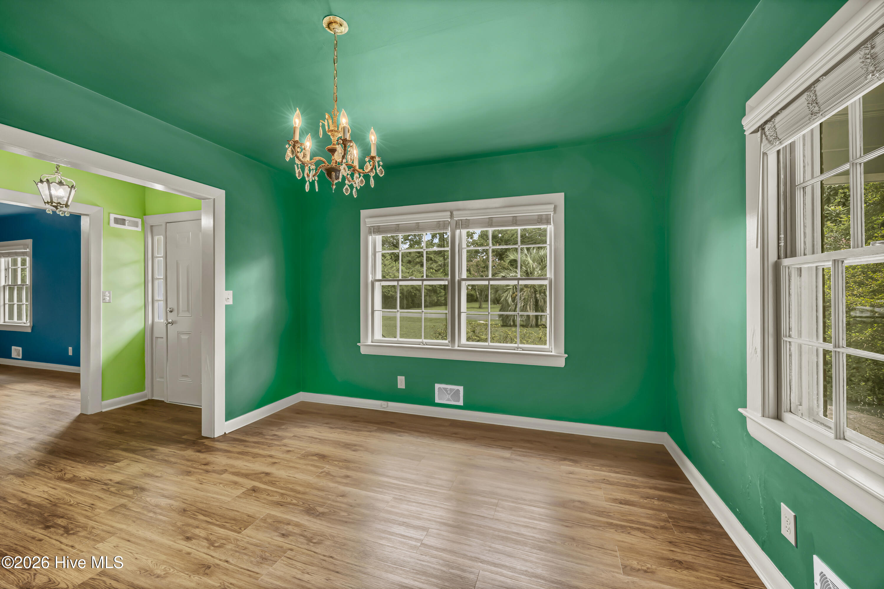 3906 Evergreen Drive Property Photo 15