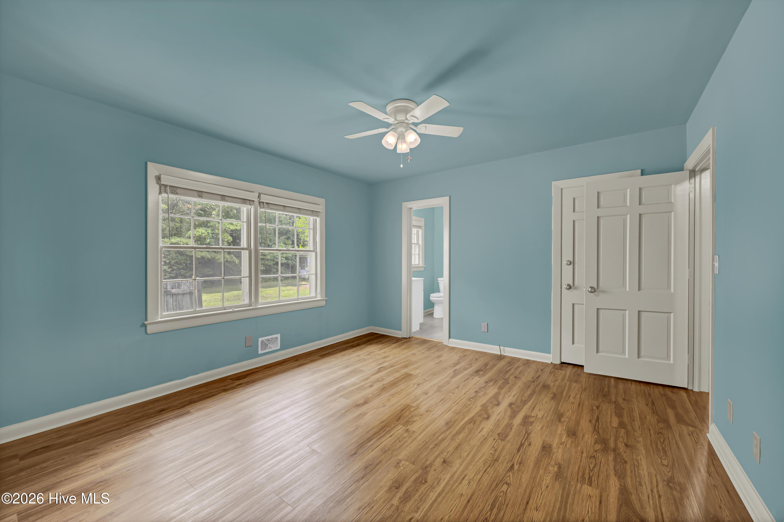 3906 Evergreen Drive Property Photo 18