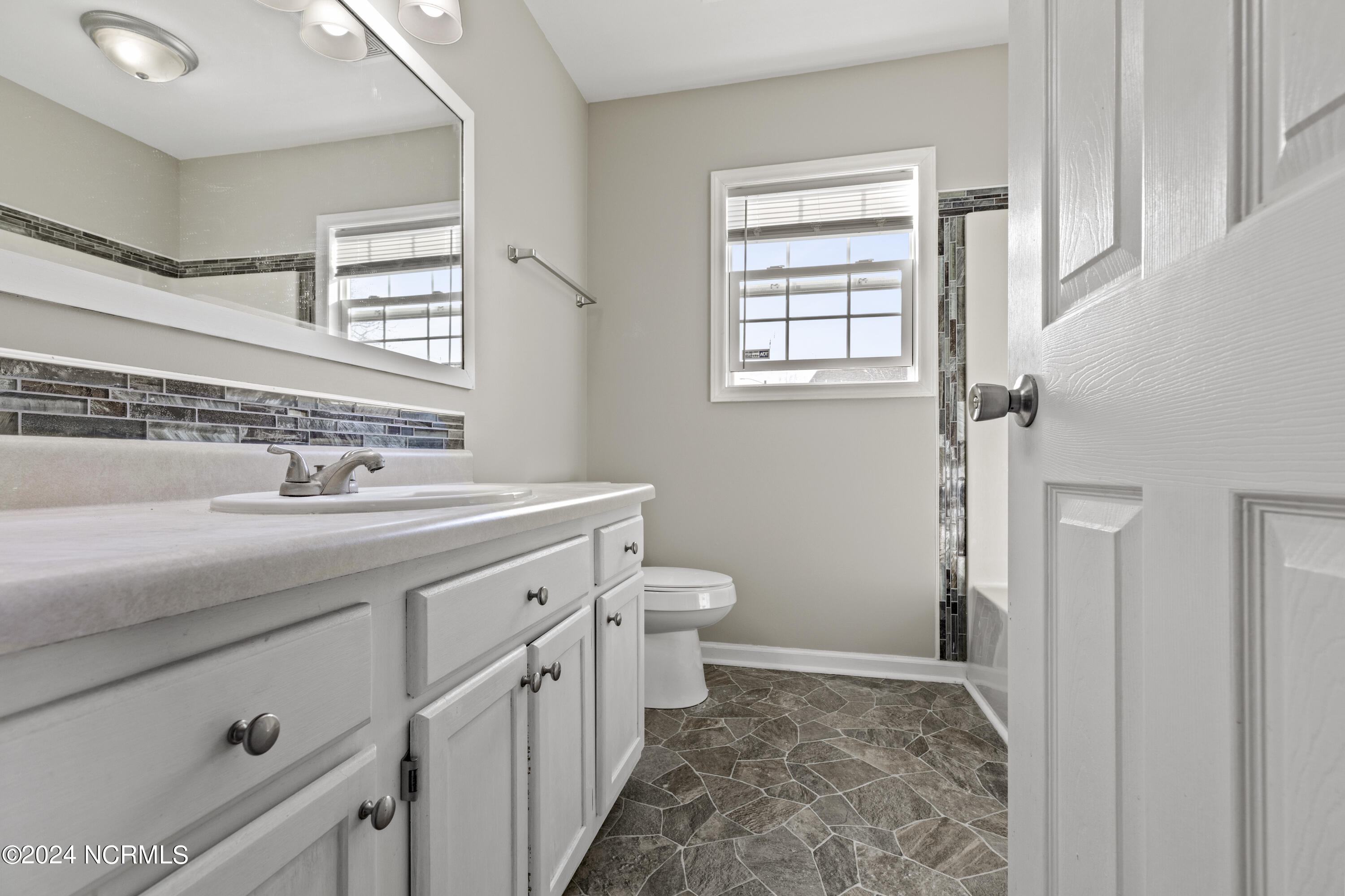 305 Foxridge Lane Property Photo 19