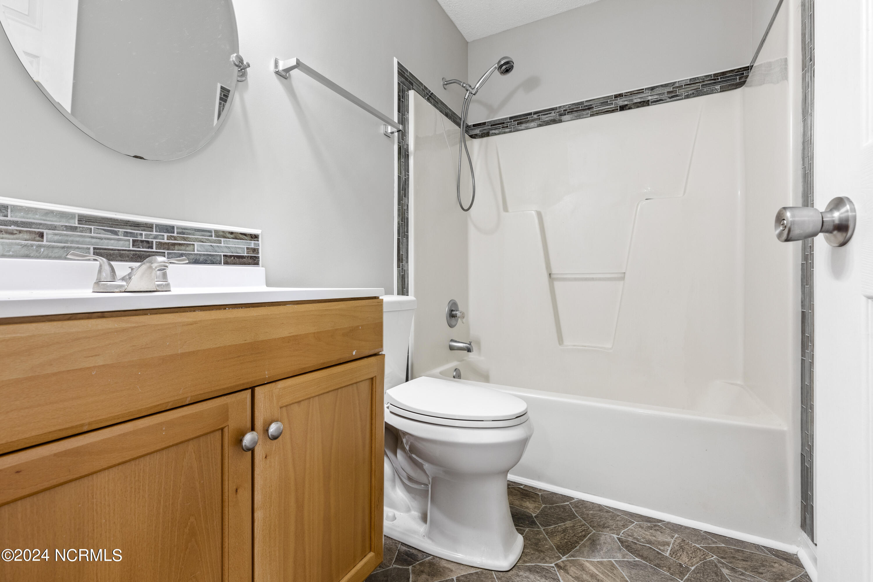305 Foxridge Lane Property Photo 20