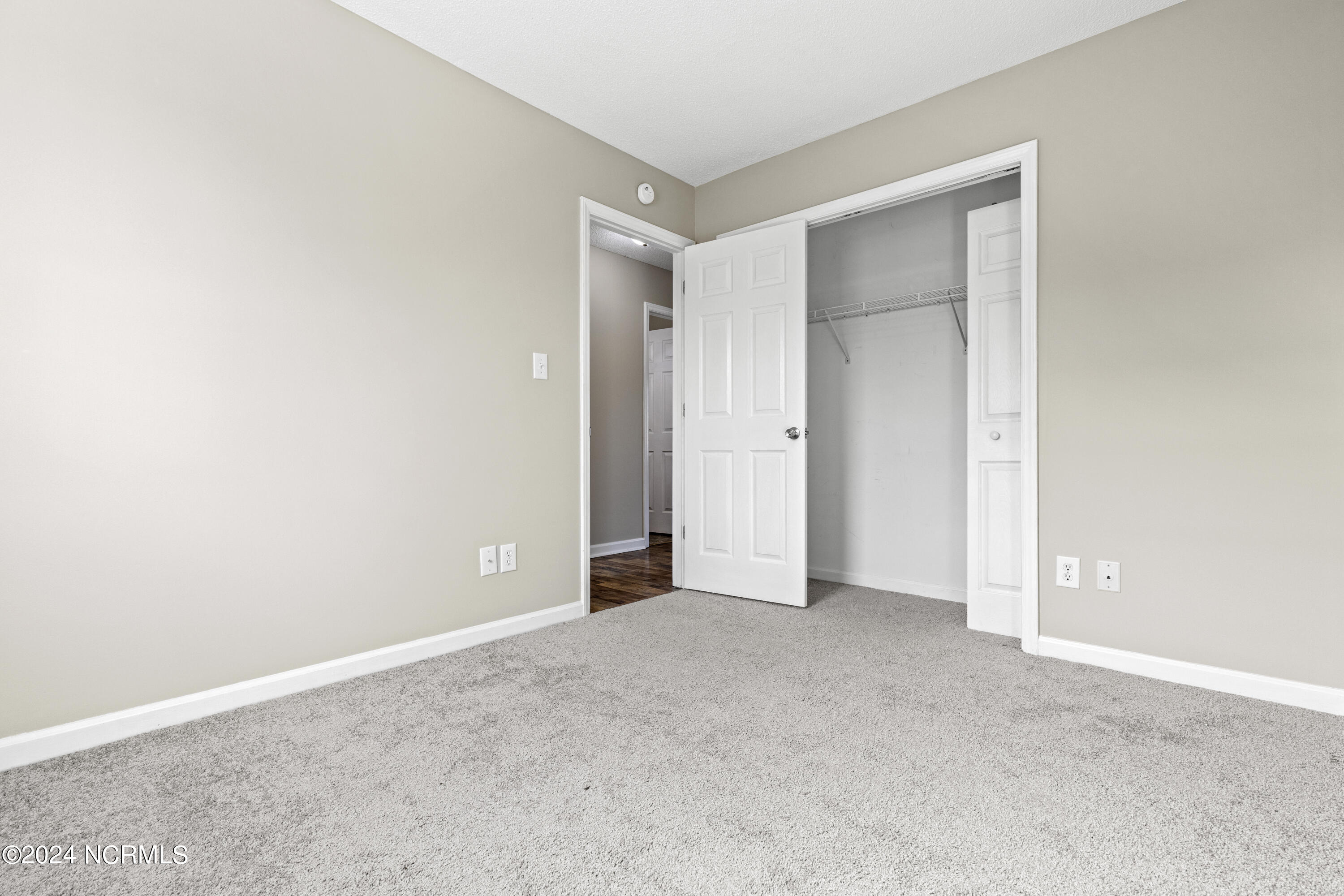 305 Foxridge Lane Property Photo 27