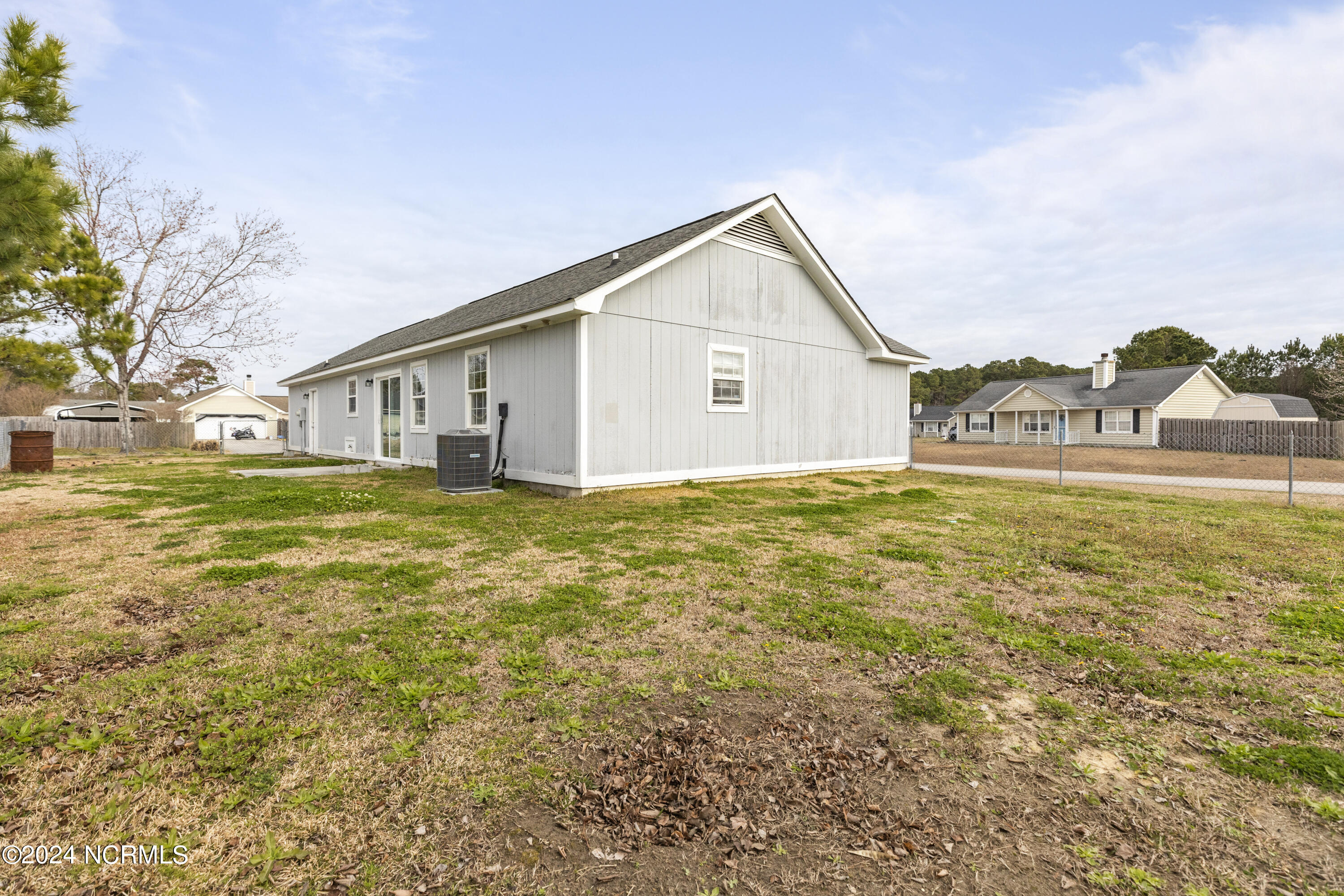 305 Foxridge Lane Property Photo 32
