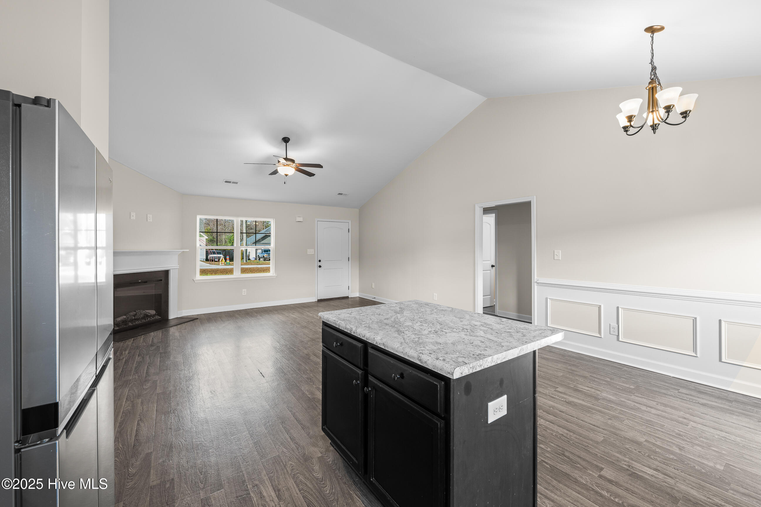 406 Paxton Court Property Photo 14