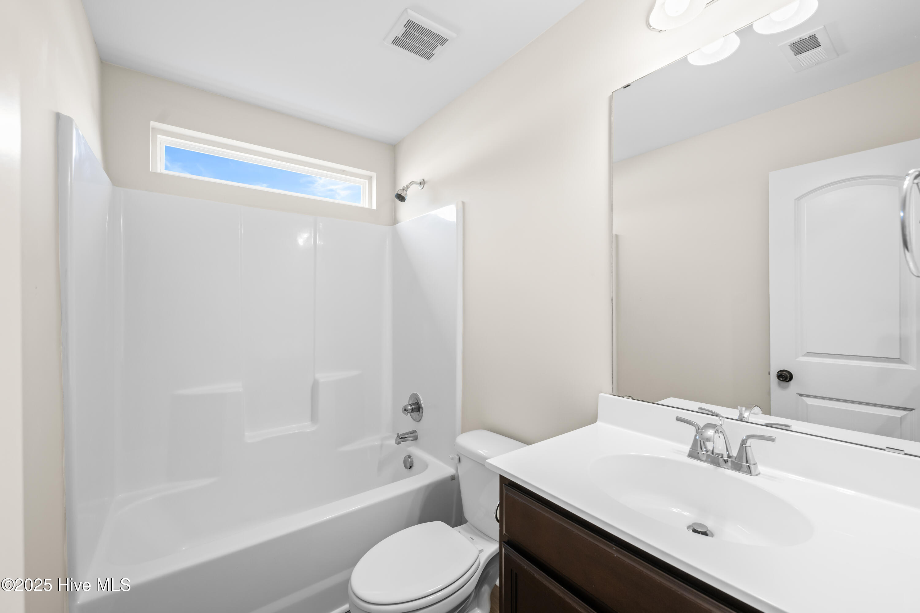 406 Paxton Court Property Photo 26