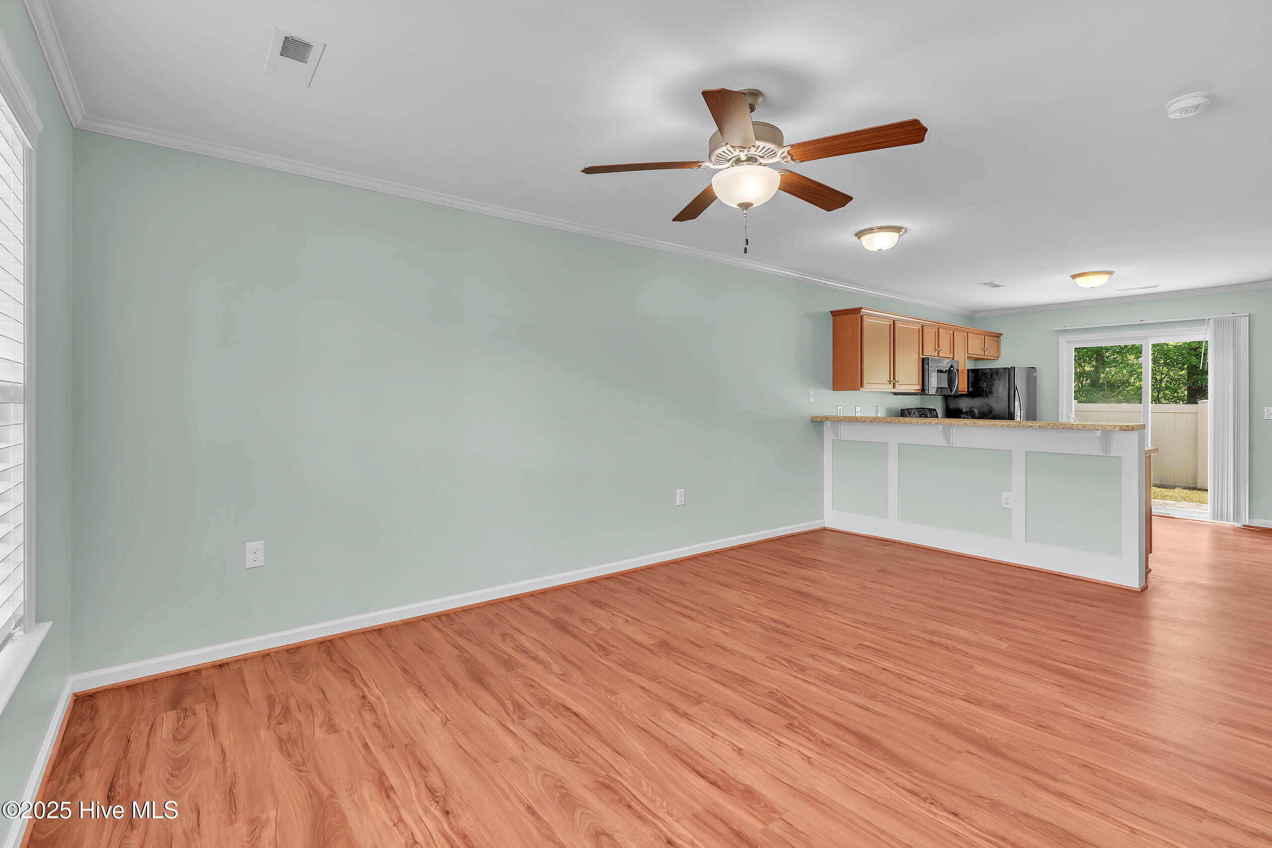 409 Sullivan Loop Road Property Photo 2