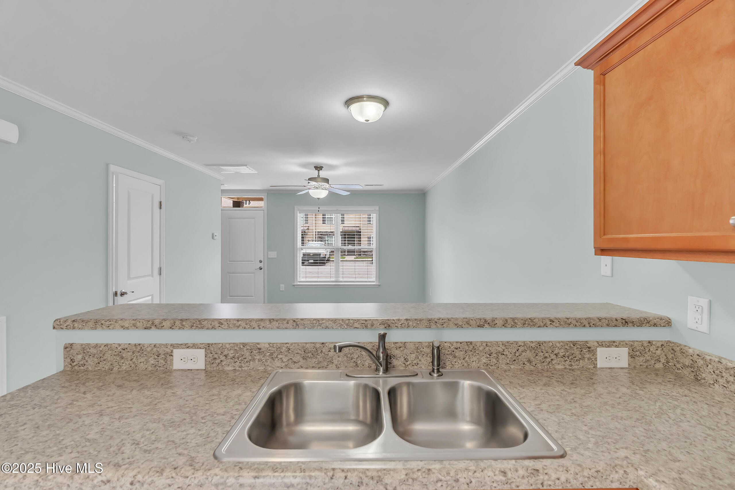 409 Sullivan Loop Road Property Photo 13
