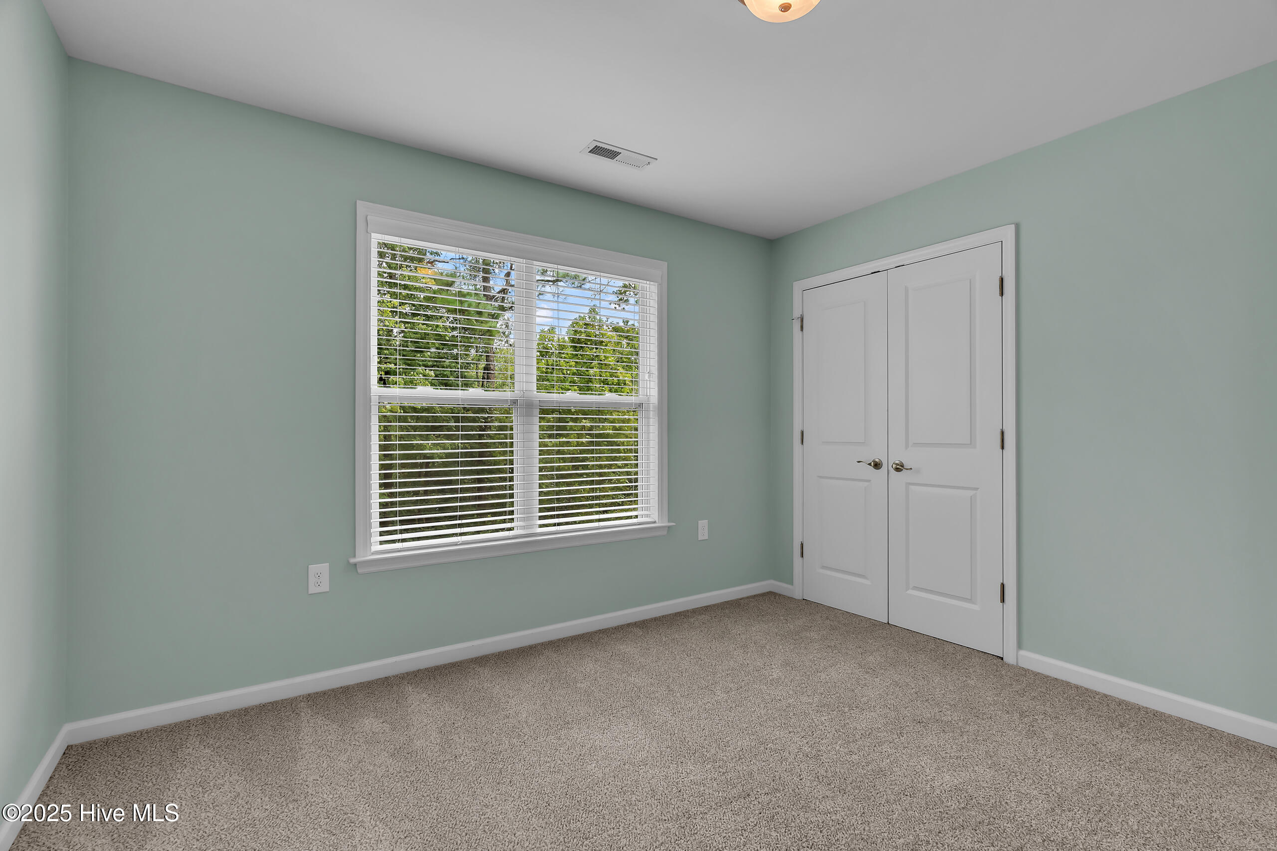 409 Sullivan Loop Road Property Photo 20