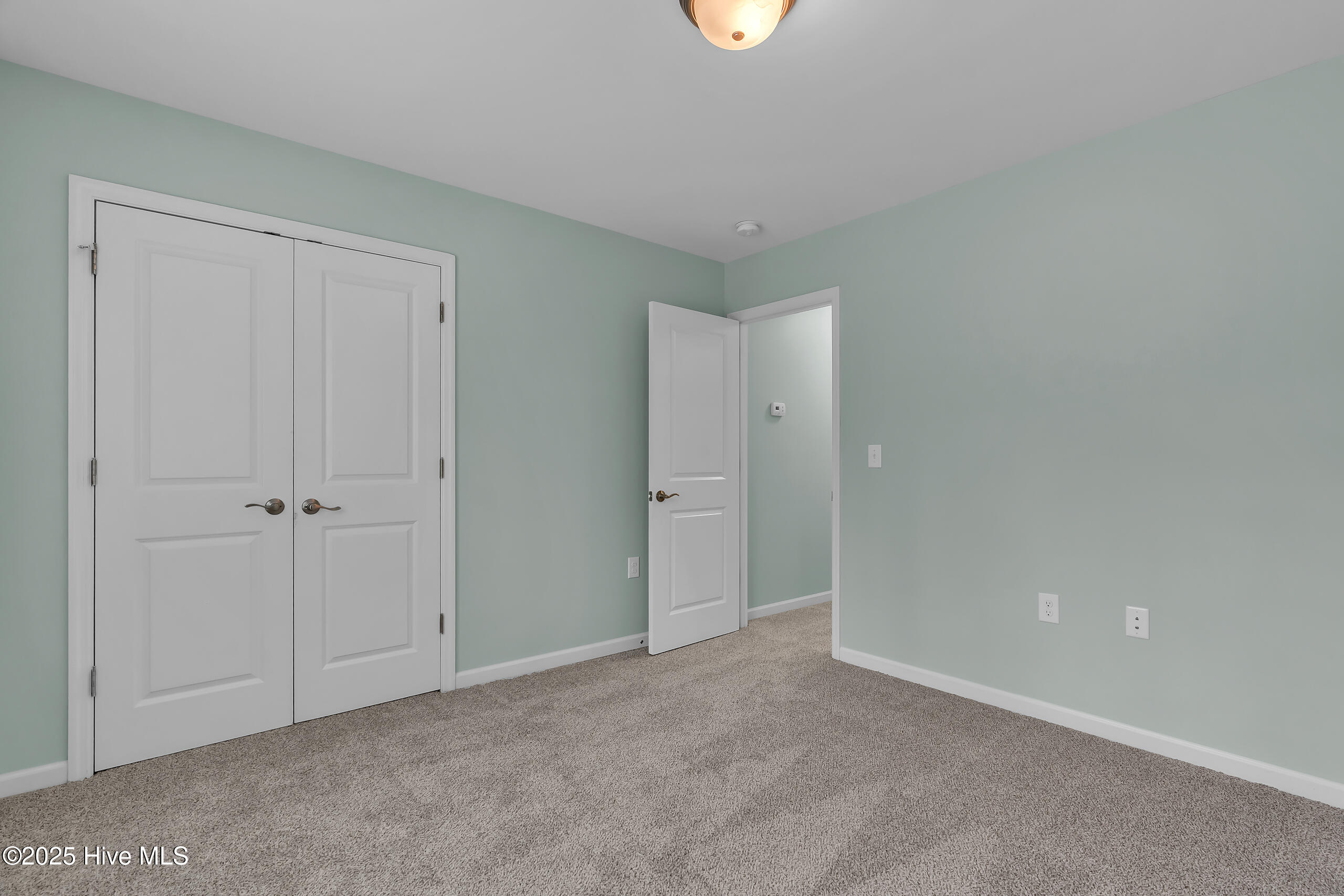 409 Sullivan Loop Road Property Photo 21