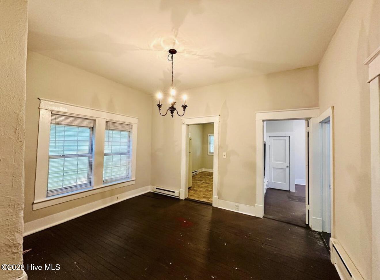 815 S 5th Avenue Property Photo 4