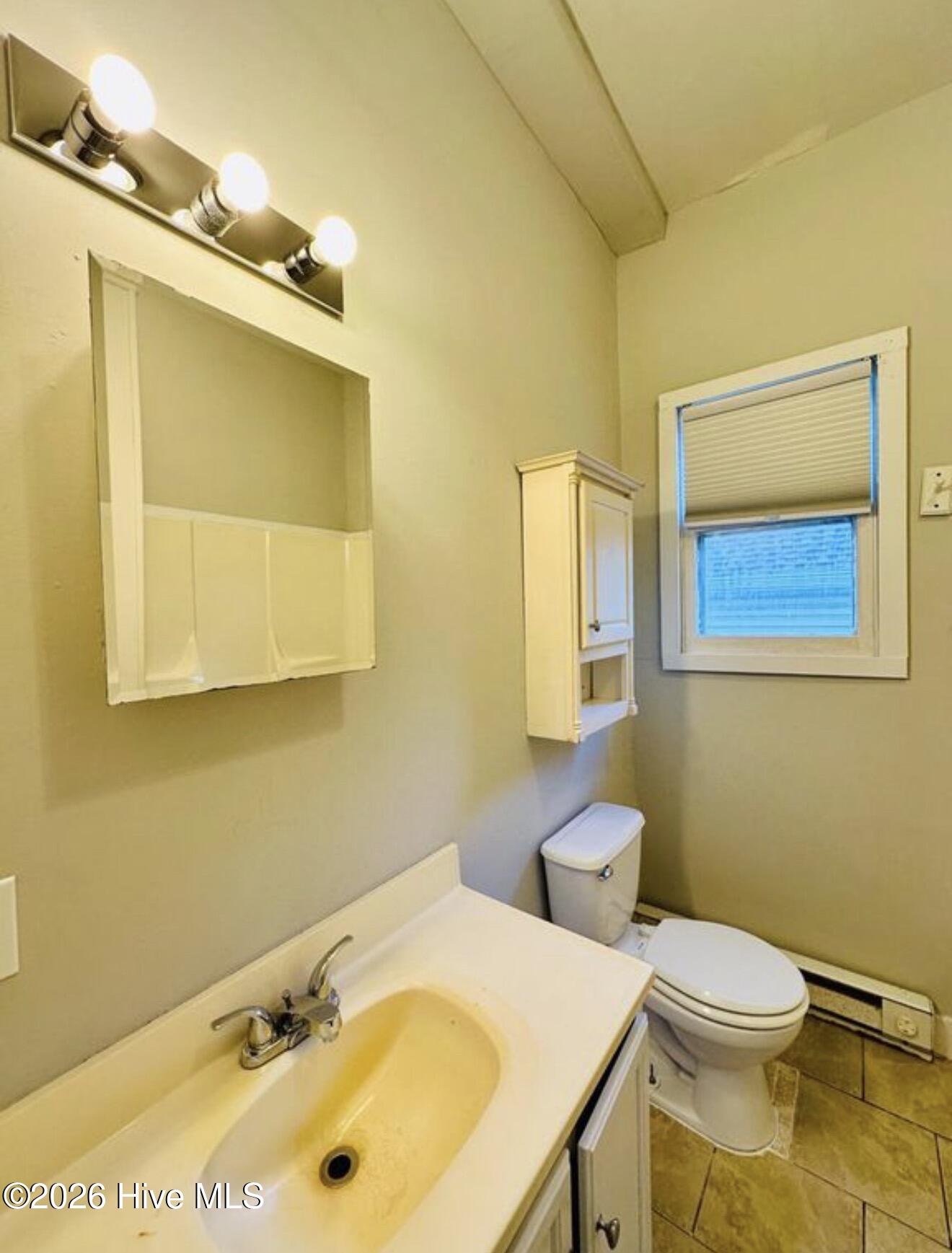 815 S 5th Avenue Property Photo 8
