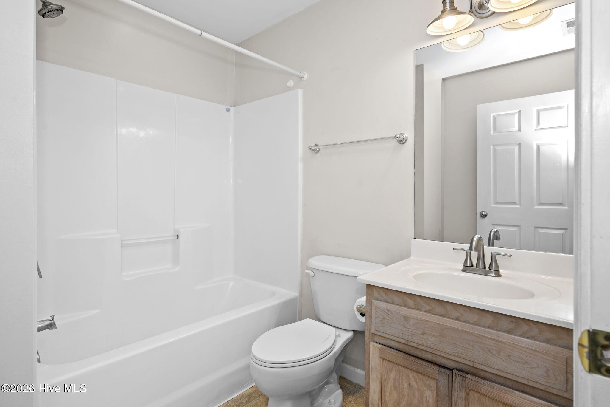 4513 Country Club Road E105 Property Photo 19