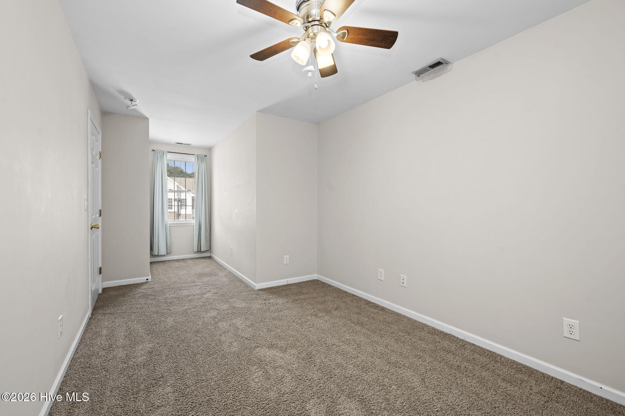 4513 Country Club Road E105 Property Photo 25