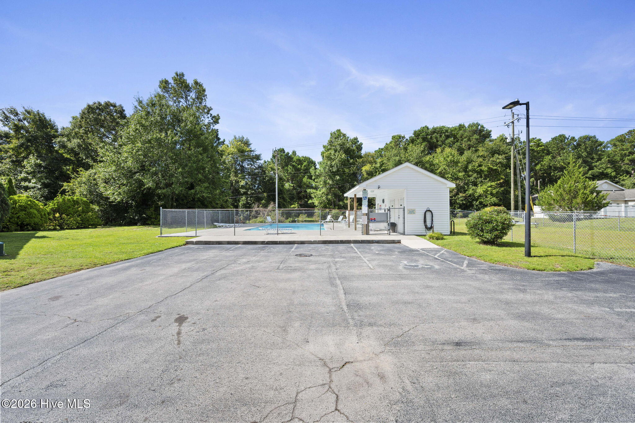 4513 Country Club Road E105 Property Photo 45