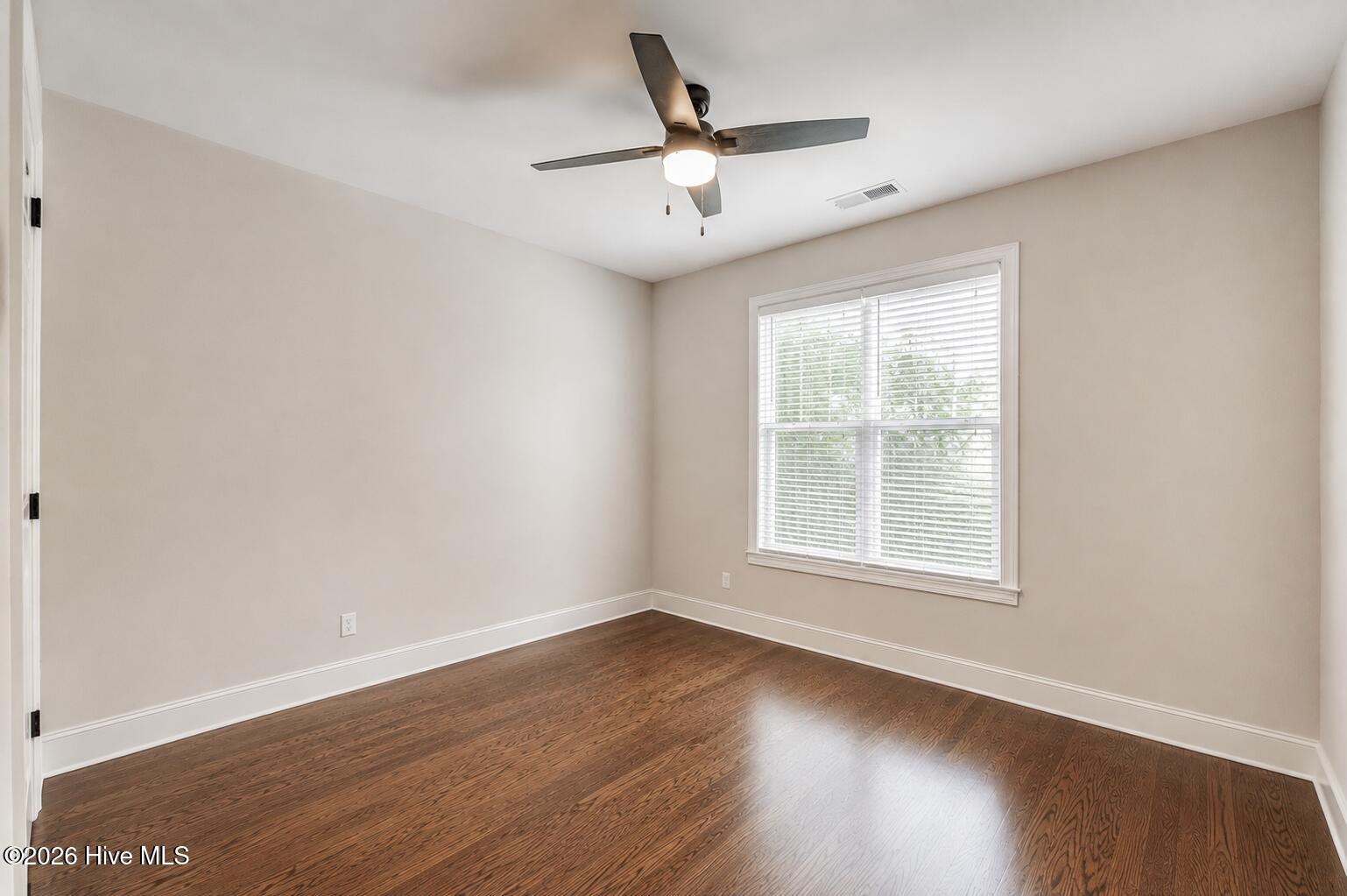 1033 Cooper Place Drive Property Photo 11