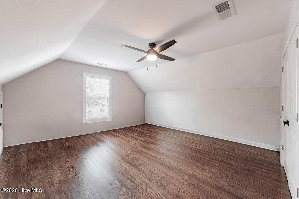 1033 Cooper Place Drive Property Photo 19