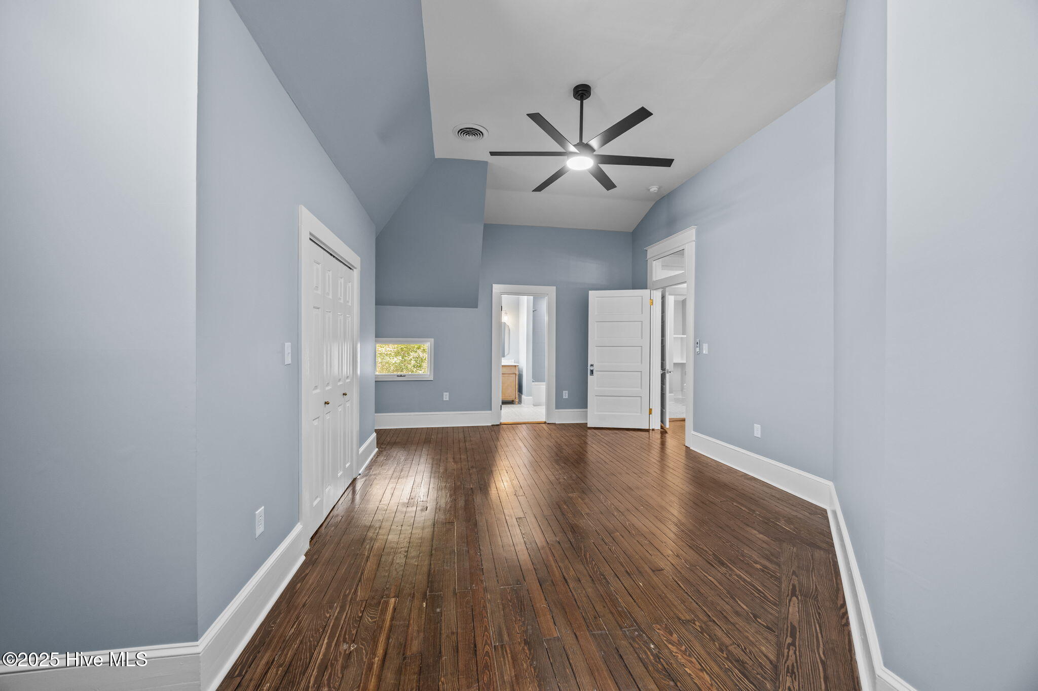 620 W 2nd Street Property Photo 56