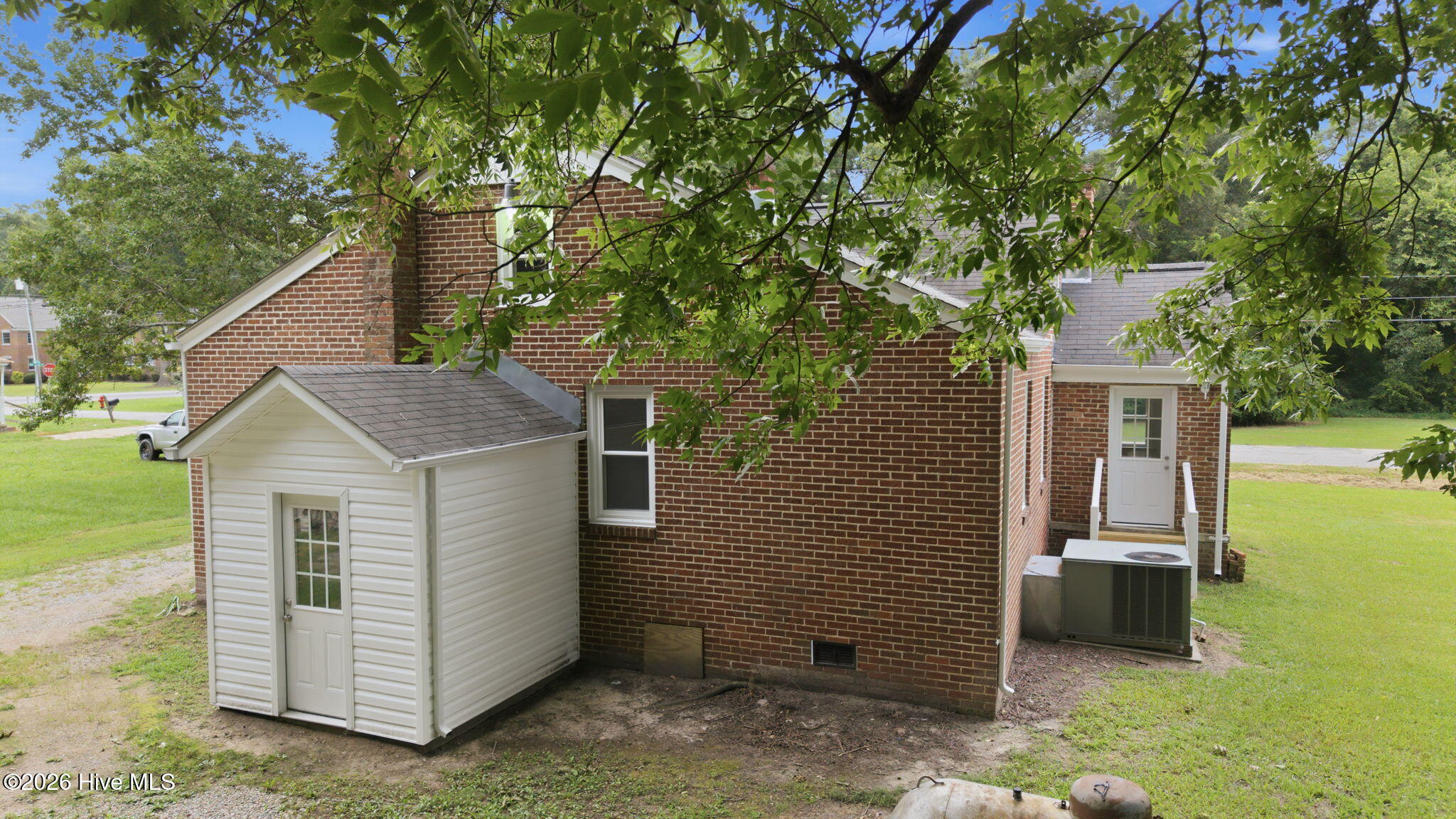 205 Maple Street Property Photo 6