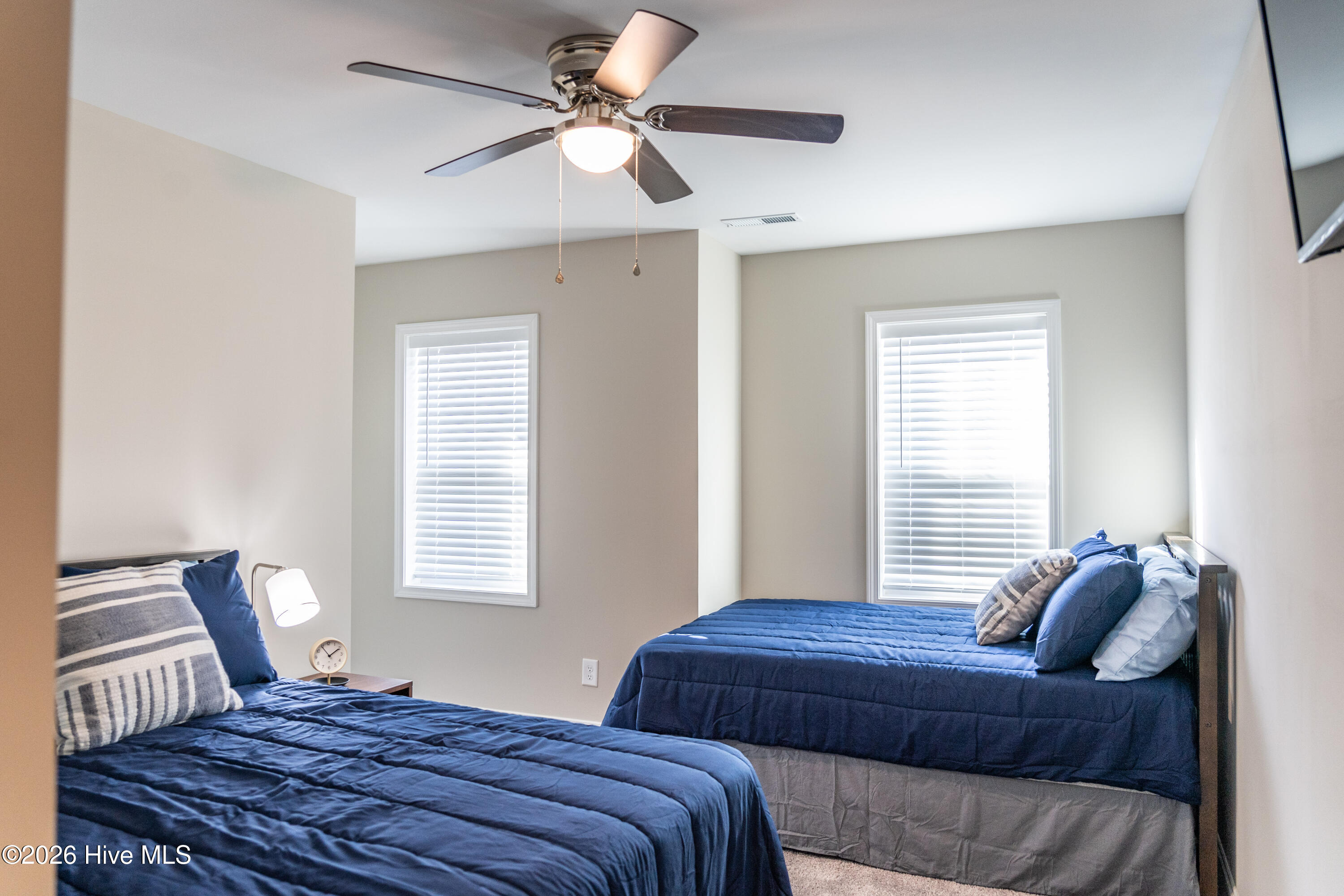 887 Ducks Landing Property Photo 19