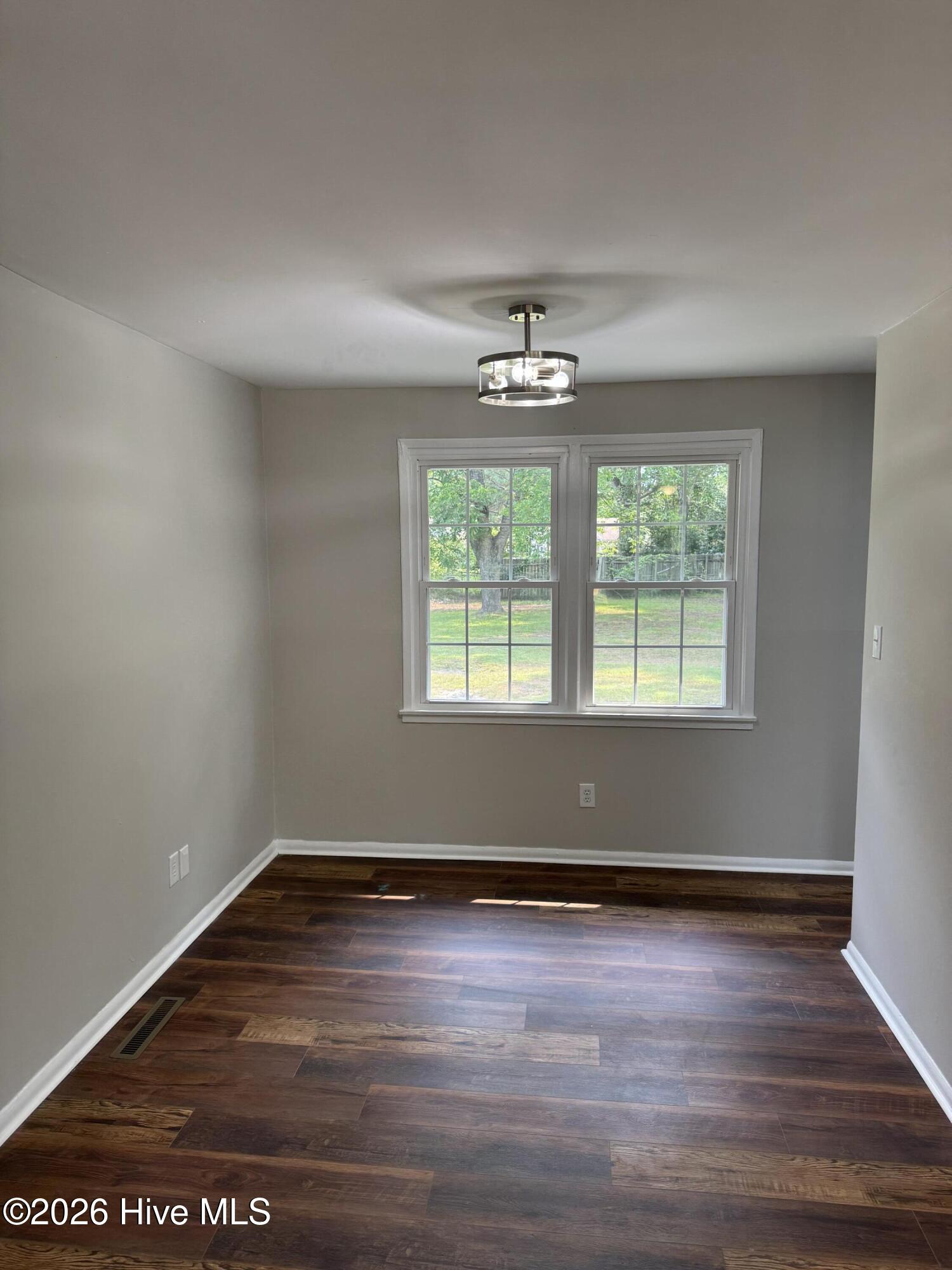 1316 North Drive Property Photo 5