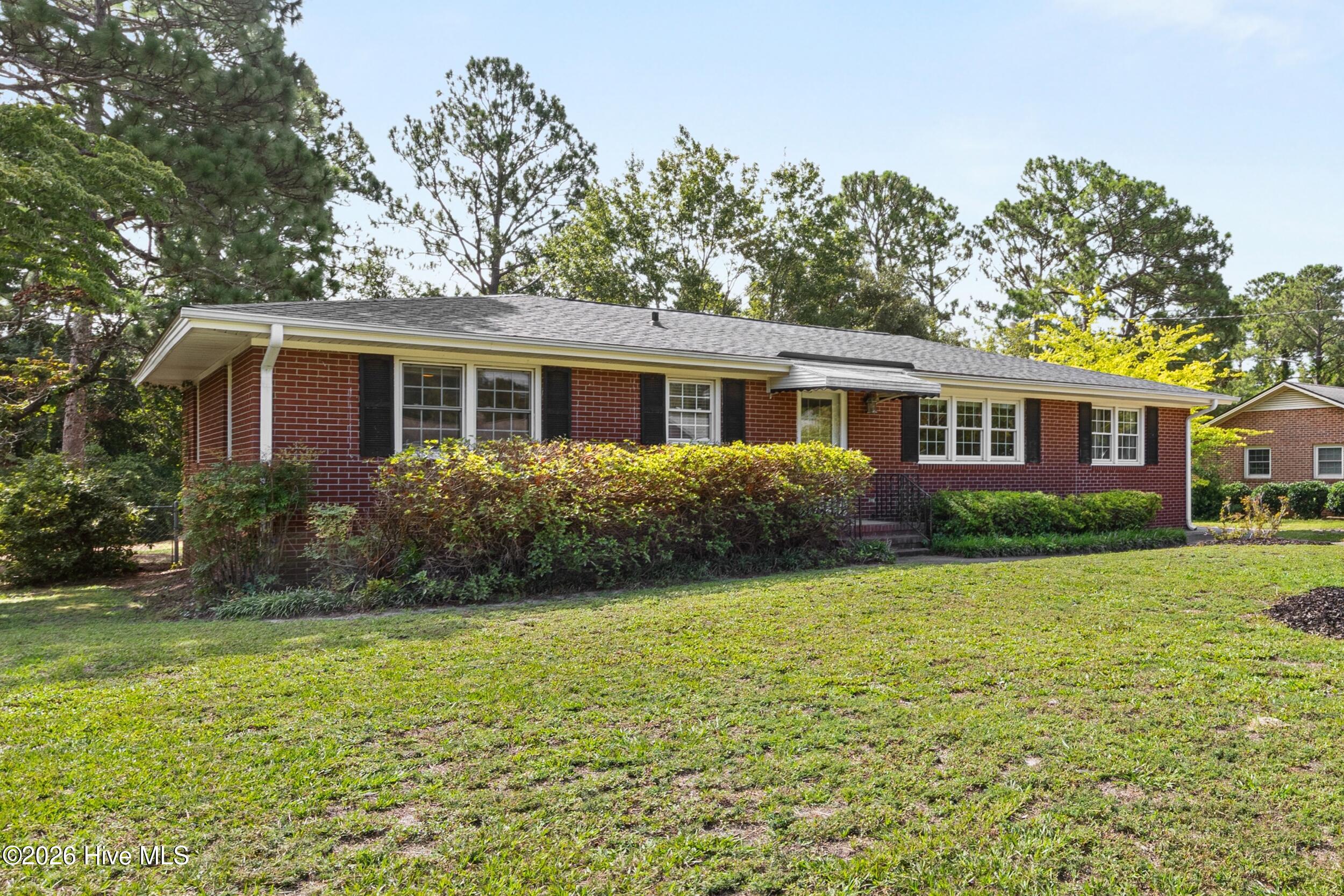 306 Shamrock Drive Property Photo 2